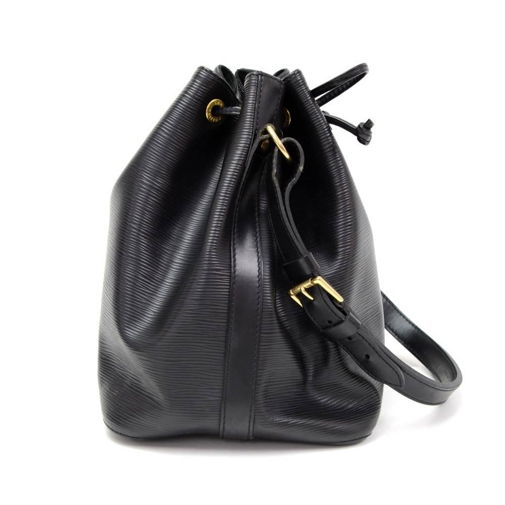 Louis Vuitton Petit Noe Black Epi Leather Shoulder Bag 1
