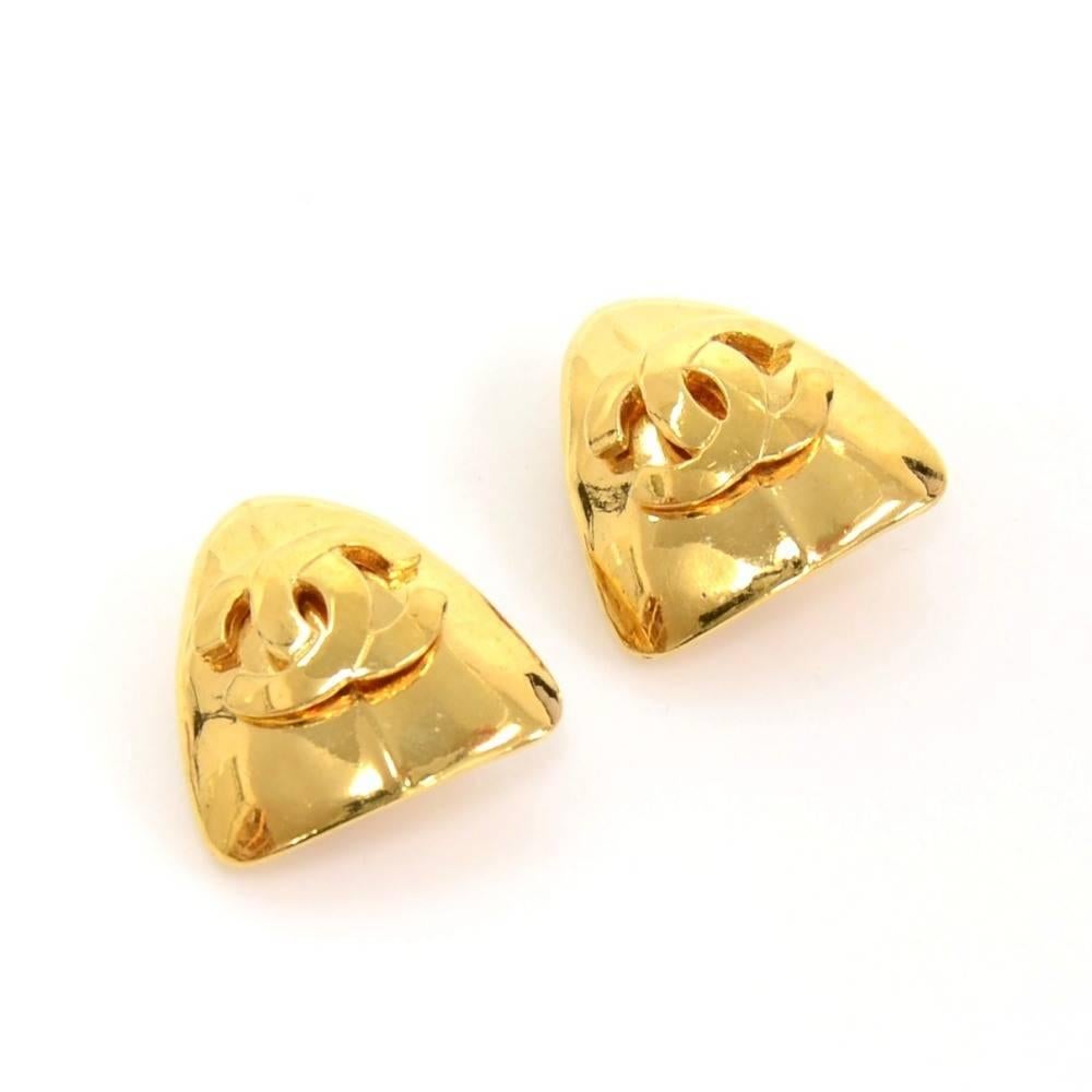 Women's Chanel Gold Tone CC Logo Triangle Shaped Earrings For Sale