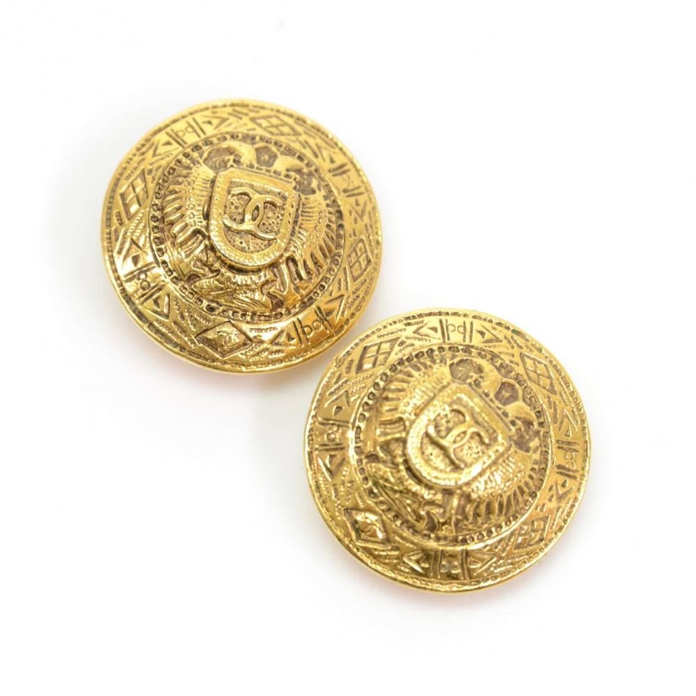 Women's Chanel Gold Tone CC Logo Round Earrings