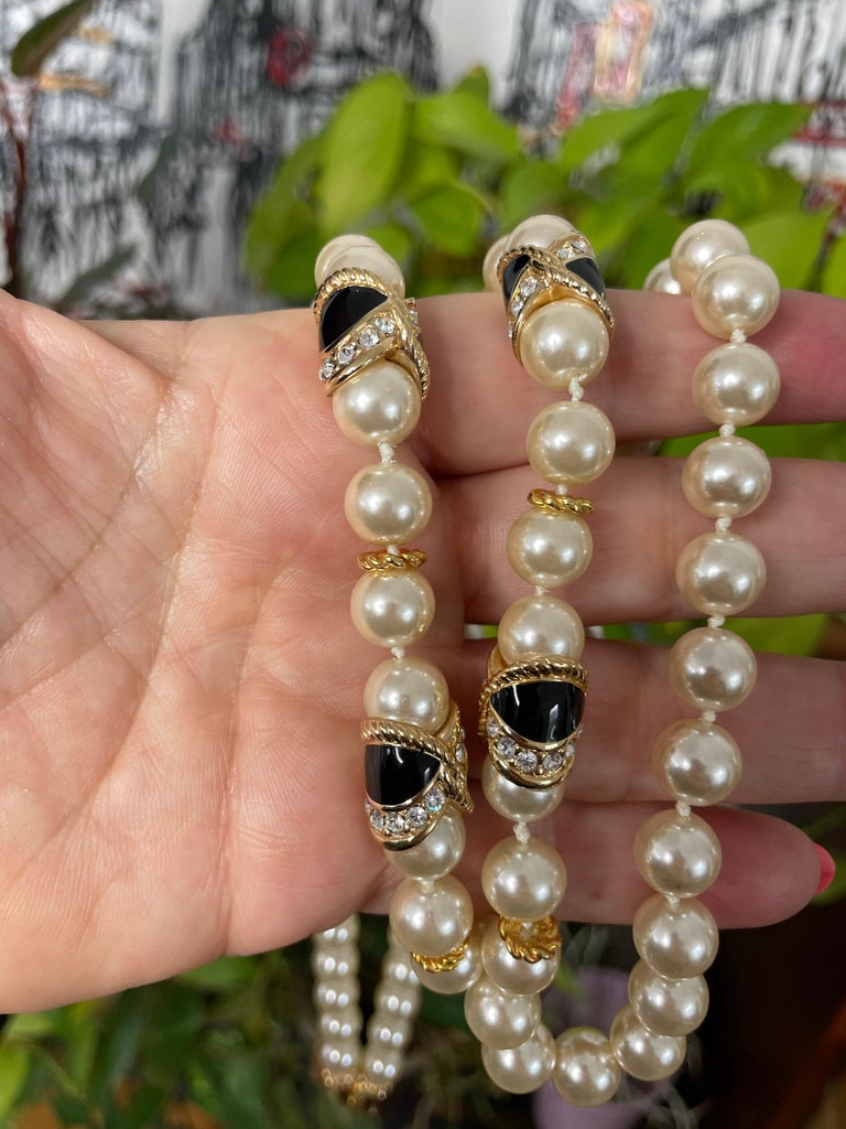 Ciner Gold Gilt Pearl Enamel Necklace New from the 1990s Never worn For