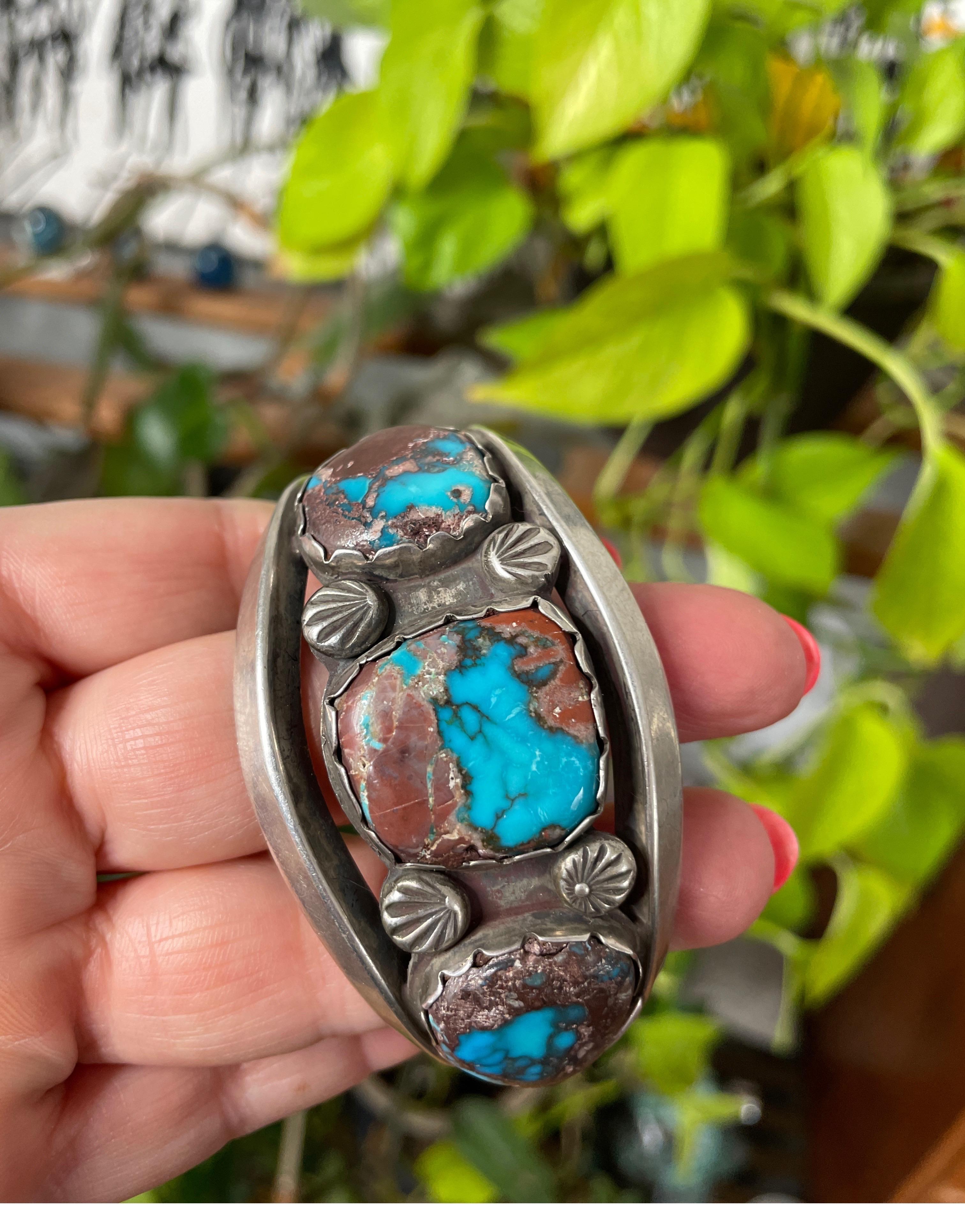 Women's or Men's Vintage Navajo cuff Sterling Silver bracelet Old pawn turquoise Brown Matrix For Sale