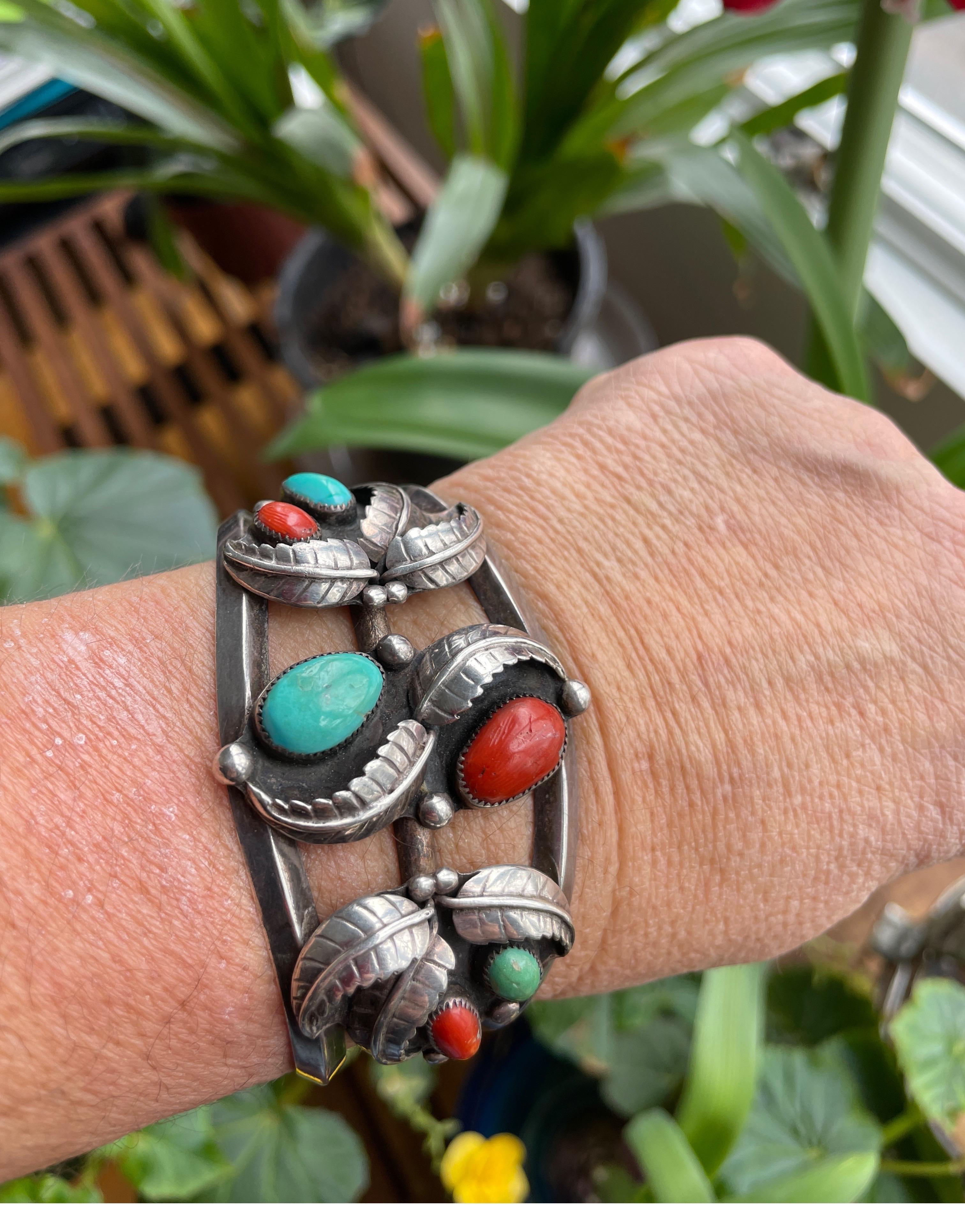 Sterling Silver Navajo Cuff Bracelet Turquoise & Native American  In Good Condition For Sale In Wallkill, NY