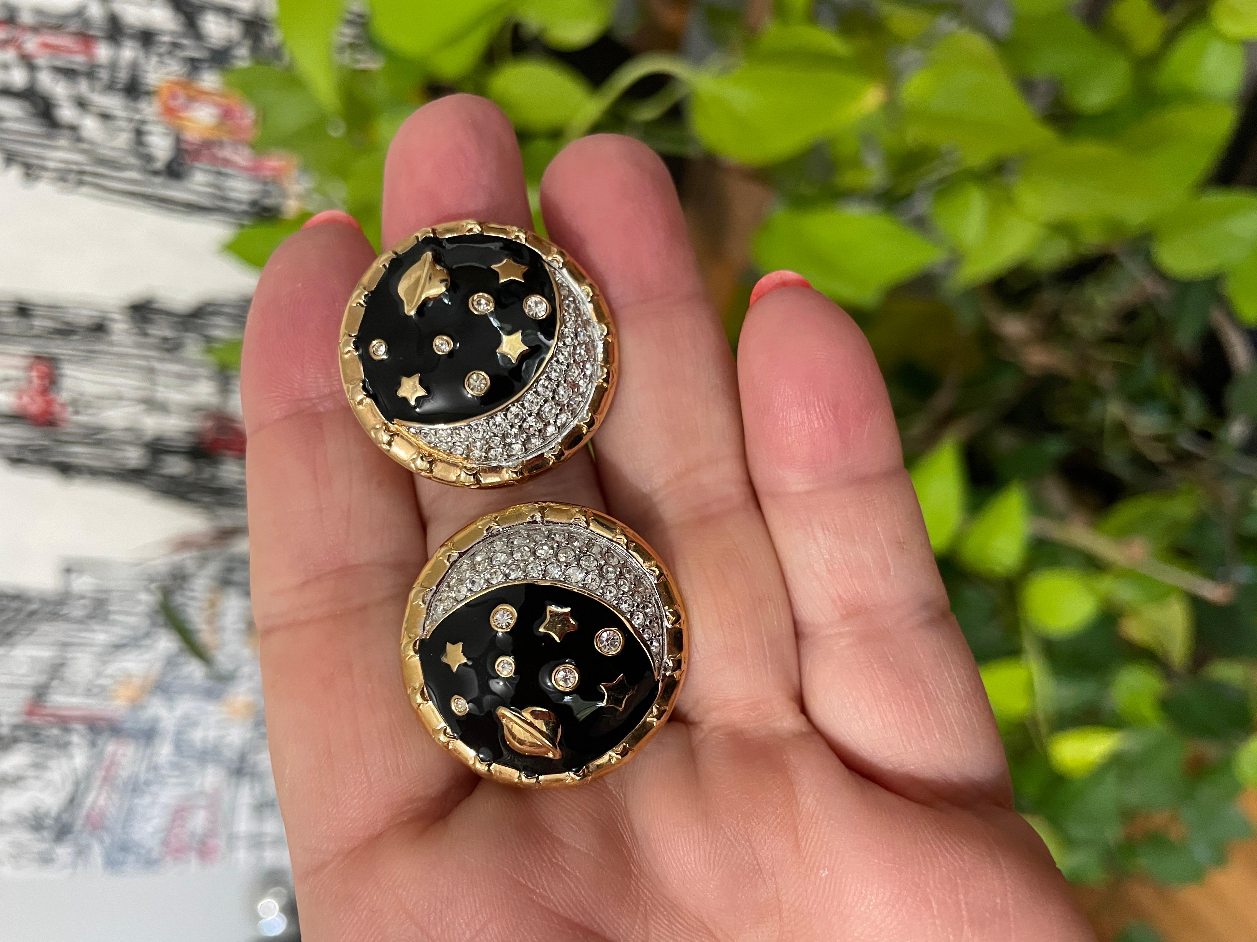 Daniel Swarovski Crystal Encrusted moon clip on earrings New Never Worn 1980s In New Condition For Sale In Wallkill, NY
