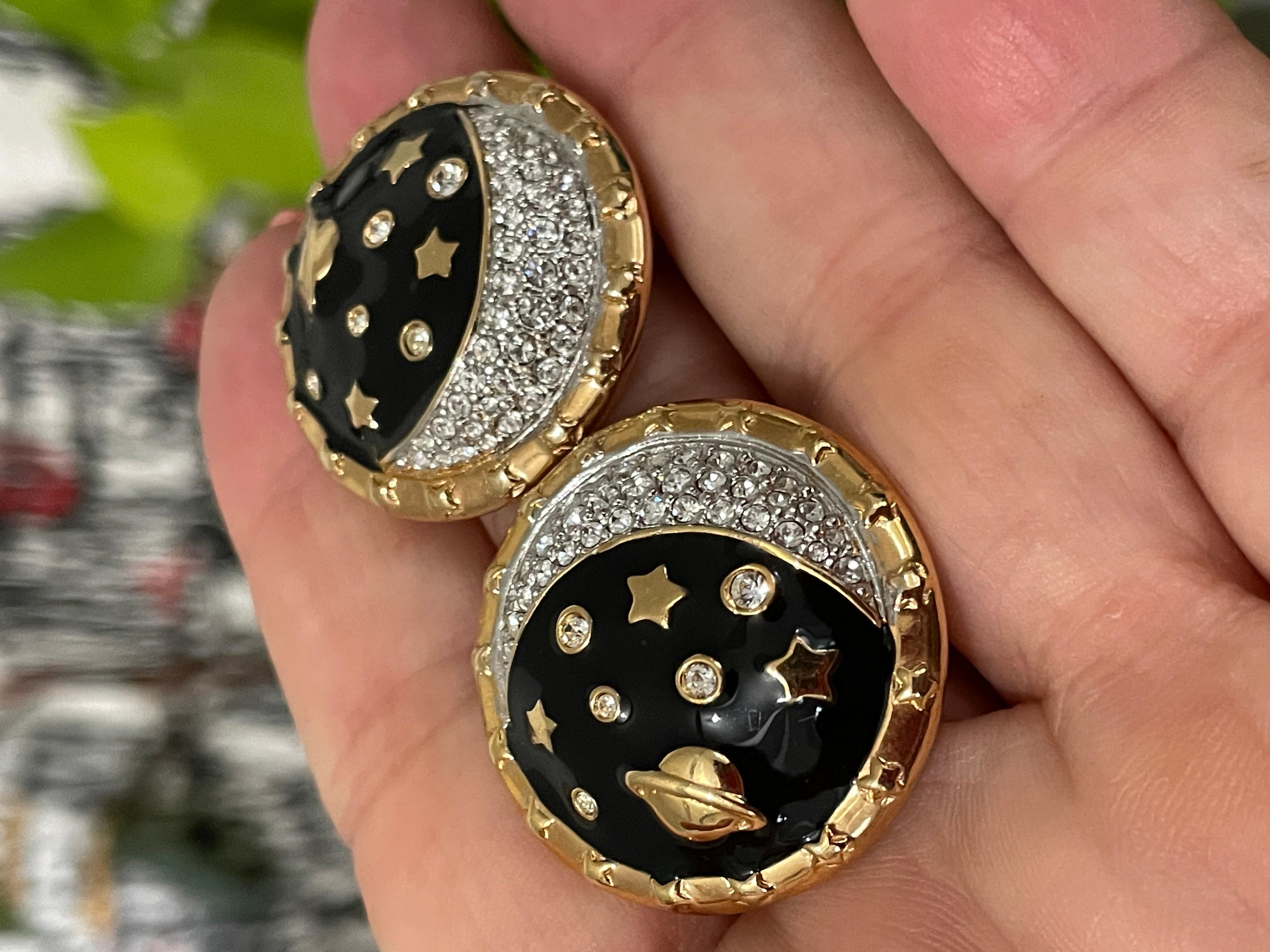 Women's Daniel Swarovski Crystal Encrusted moon clip on earrings New Never Worn 1980s For Sale