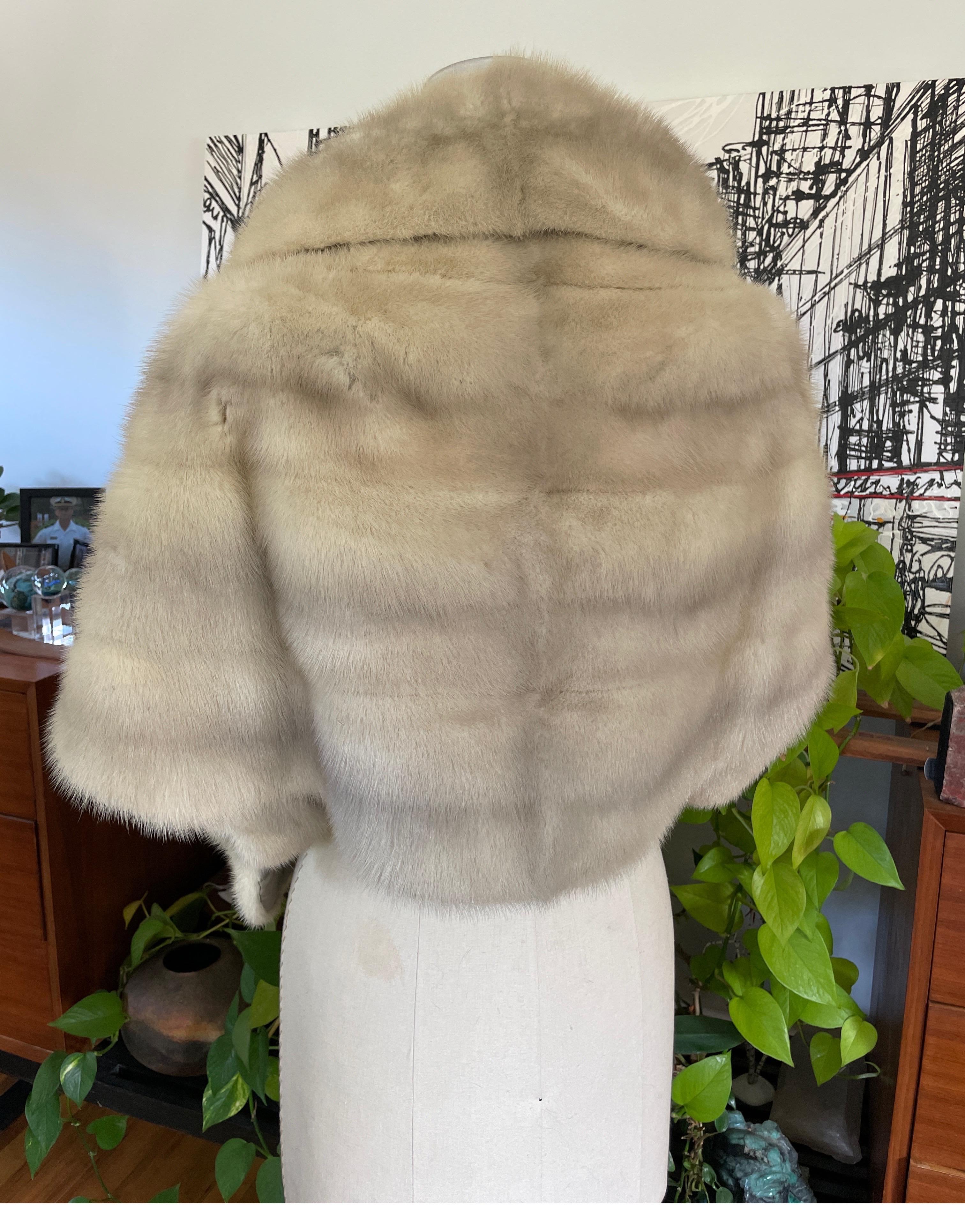 Pearl Mink Fur Wrap Shrug Shawl Stole 1960s  For Sale 2