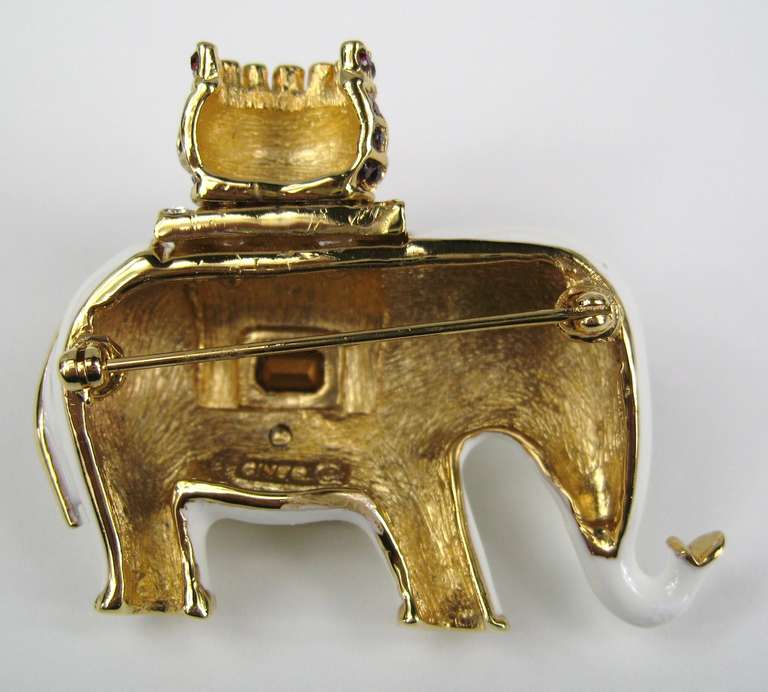 Ciner swarovski Crystal Elephant Brooch New Old Stock In New Condition In Wallkill, NY