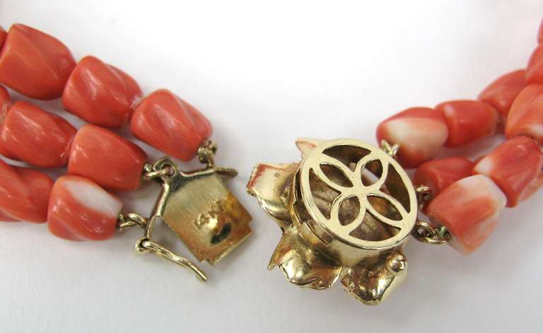 Uncut 14 Karat Gold Coral  Bracelet Floral accent For Sale