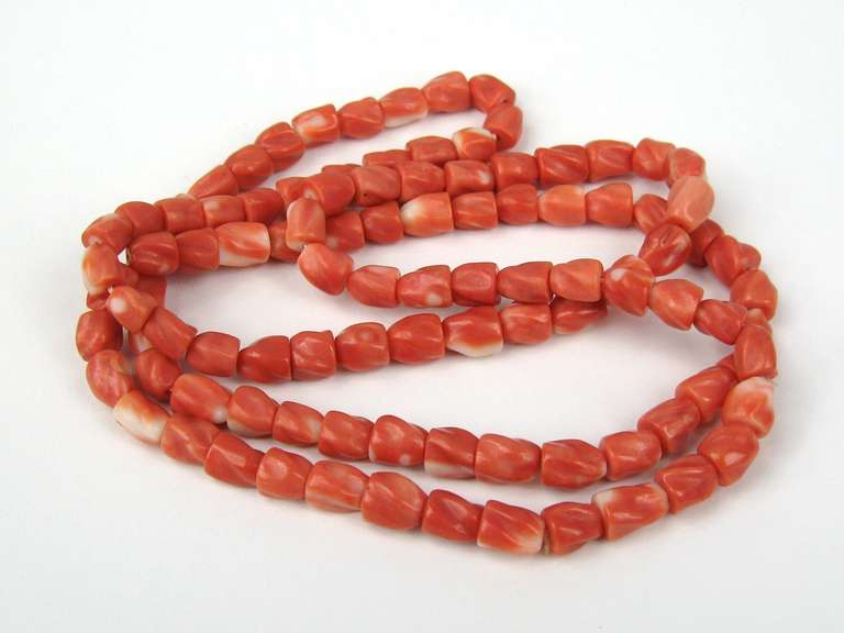 Circa 50s Coral necklace. Necklace is 26