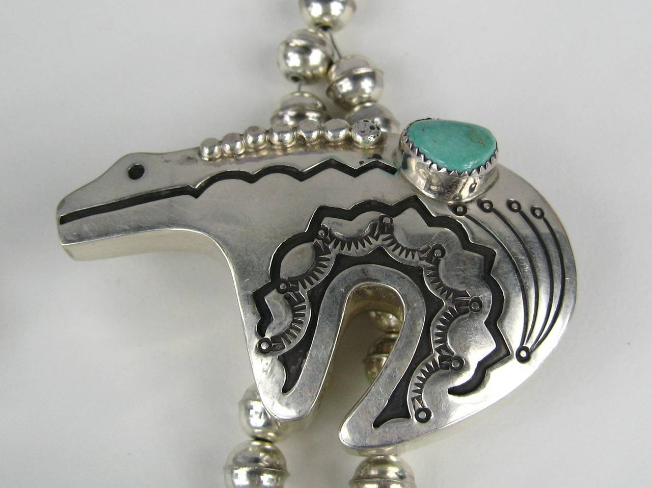 Sterling Silver Zuni Native American Bear Fetish Necklace For Sale at 1stdibs