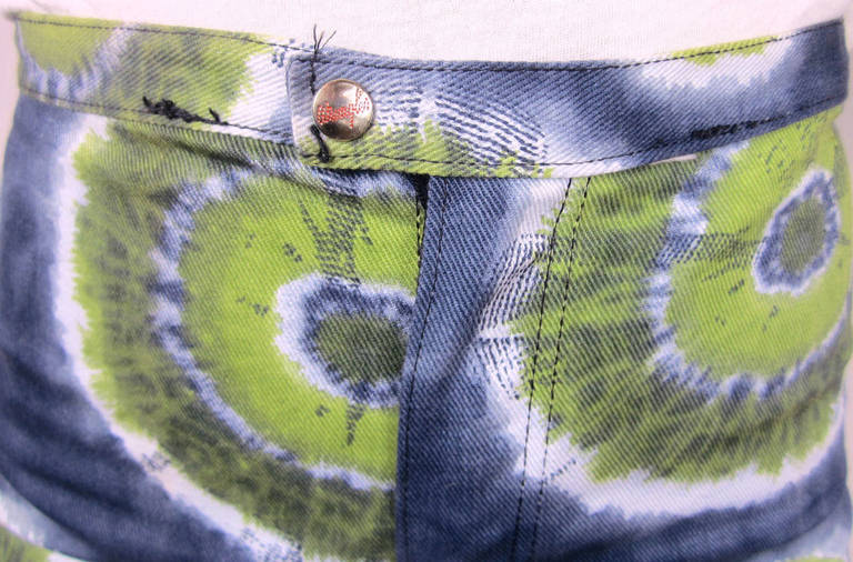 Wranglers made in the USA, new with tags circa late 60s 

These jeans sat in a store for 40+ years and just were discovered.
Two back pockets
Snap closure, zippered front

Wranglers, New OLD STOCK Tye Die
All the rage... The colors on these