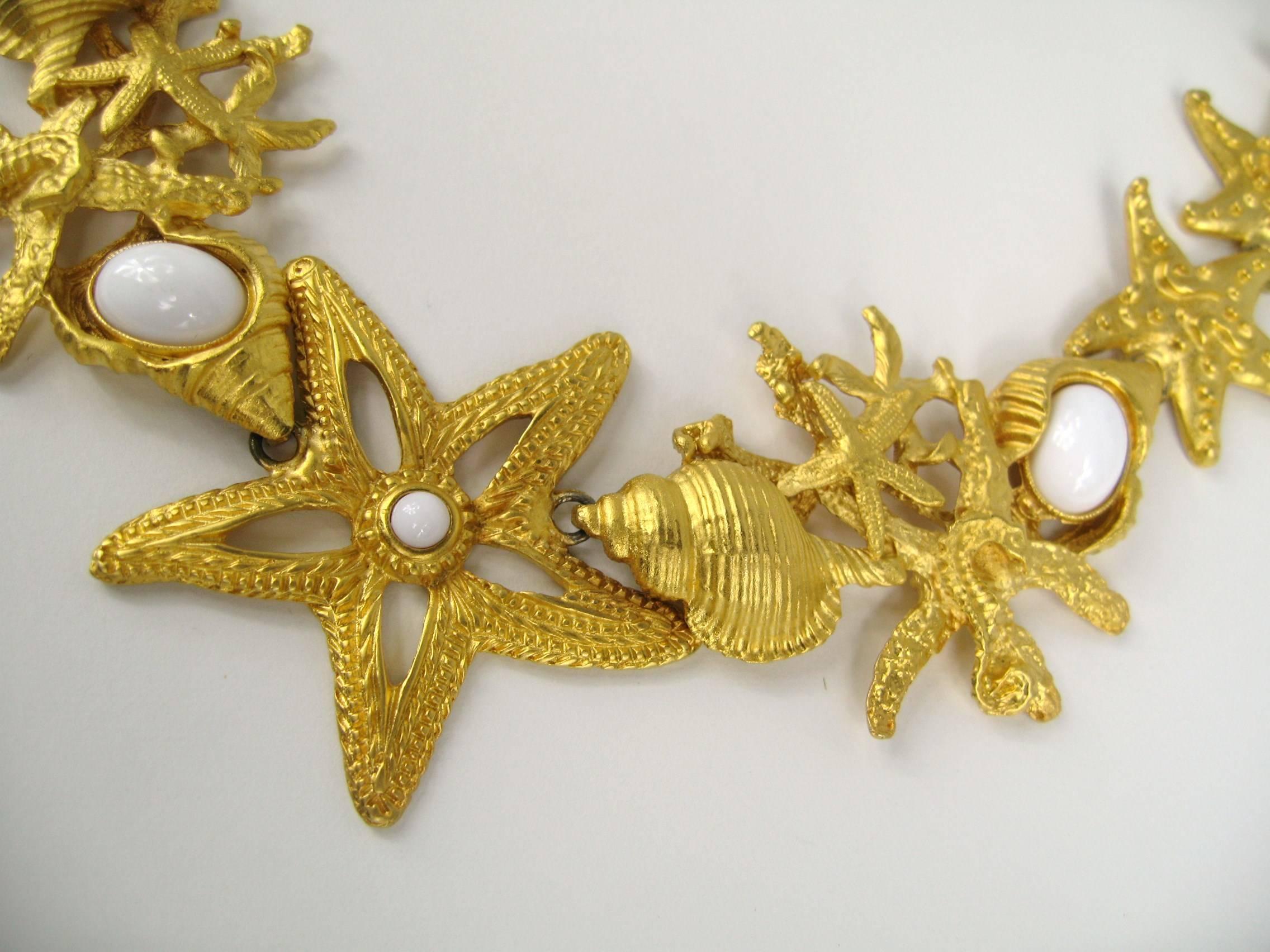 Women's Sea Shell 1980s Carol Dauplaise Gold Gilt Necklace New Never worn