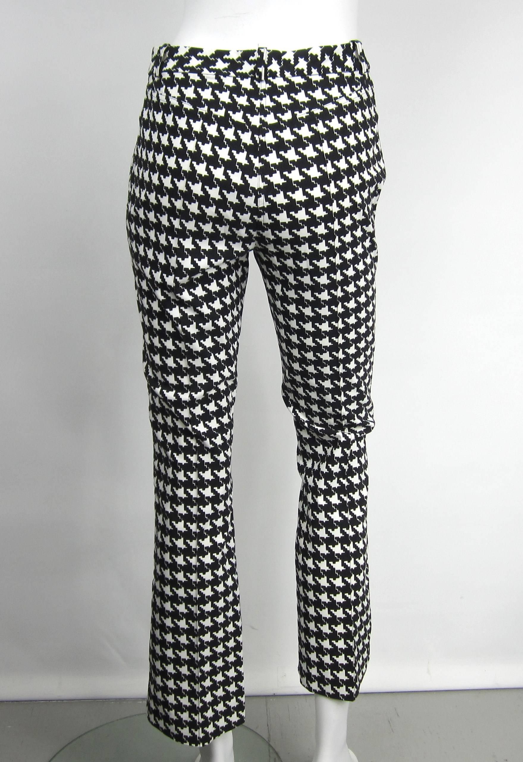 1990s John Galliano Hounds tooth Black & White Crop Pants  In Excellent Condition In Wallkill, NY