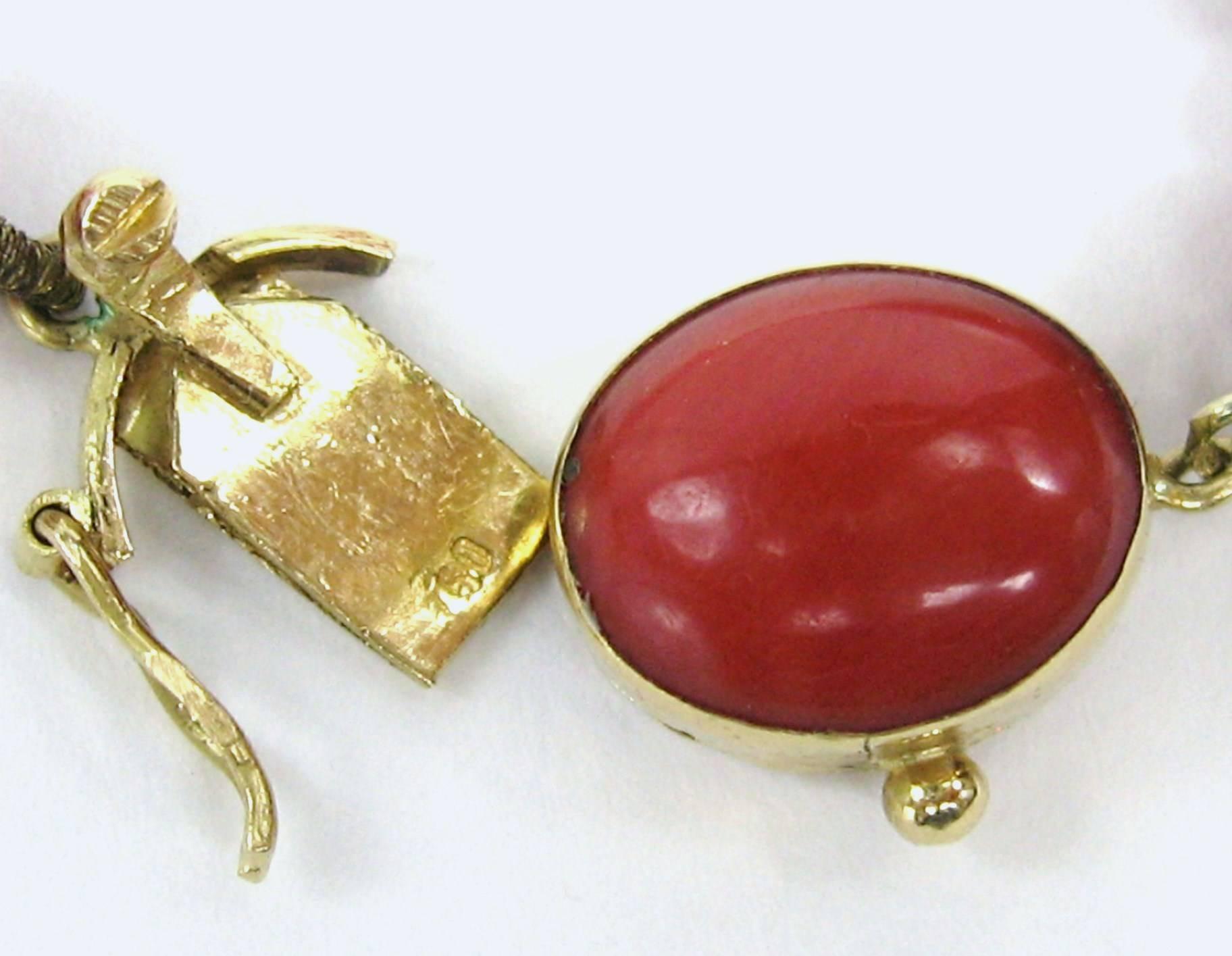 1940's Stunning Red Coral Beaded Gold Necklace 1