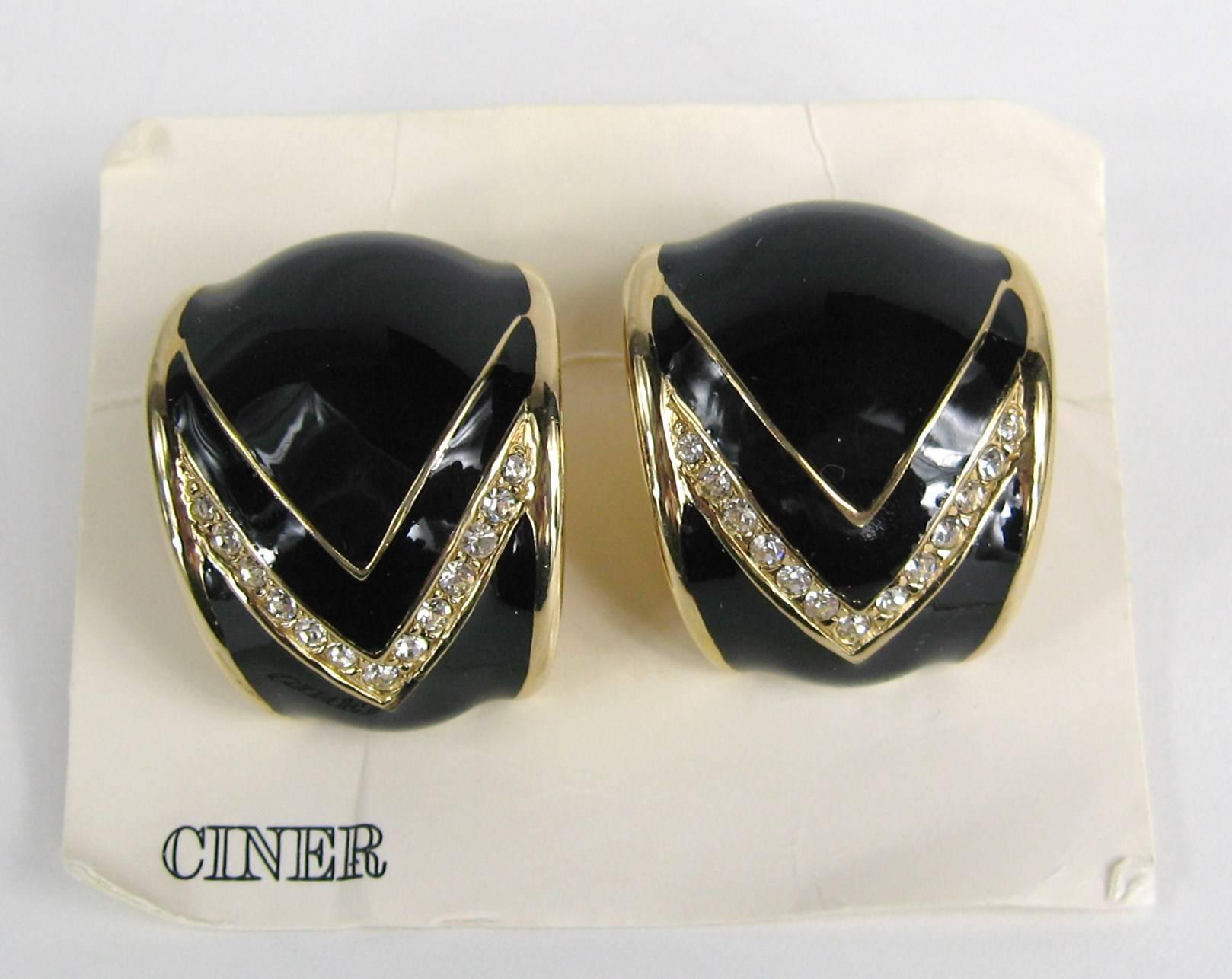 Vintage Ciner Gilt Gold Black Enamel Crystal Earrings 1980s 
Still on earring card 
Black Enamel with swarovski Crystals 
Measuring 1.20