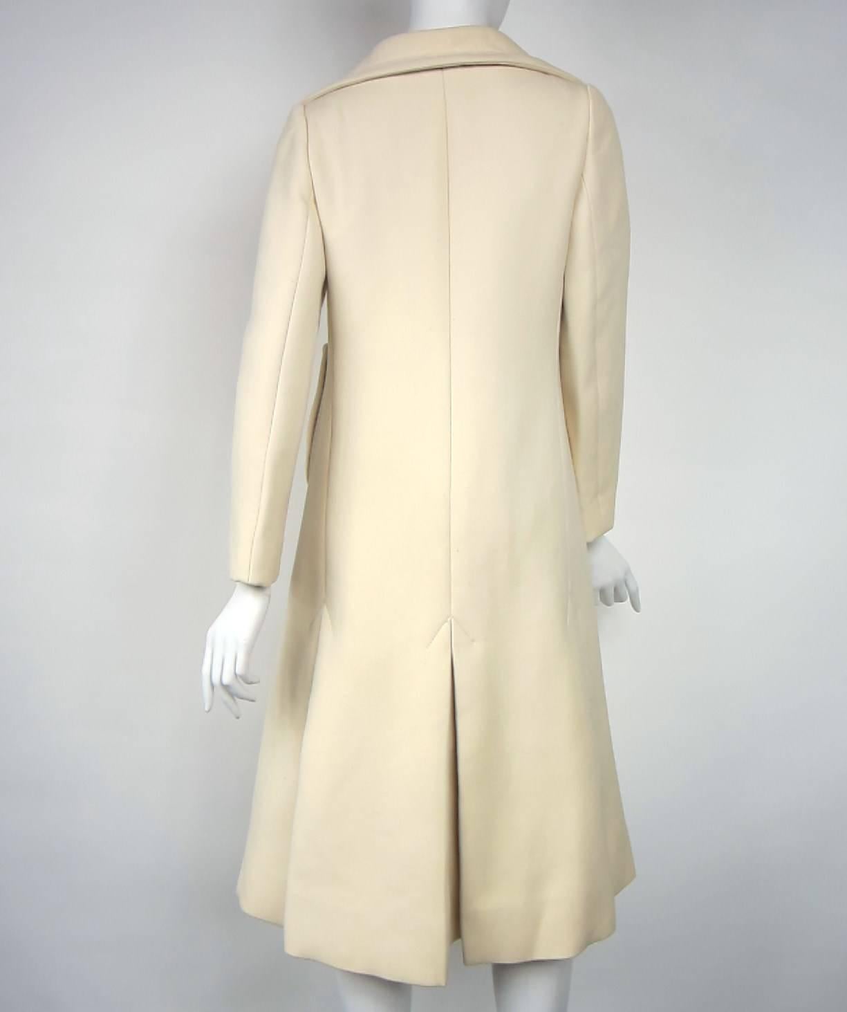 Women's Vintage Galanos Inverted Pleated Cream Coat - Jacket 