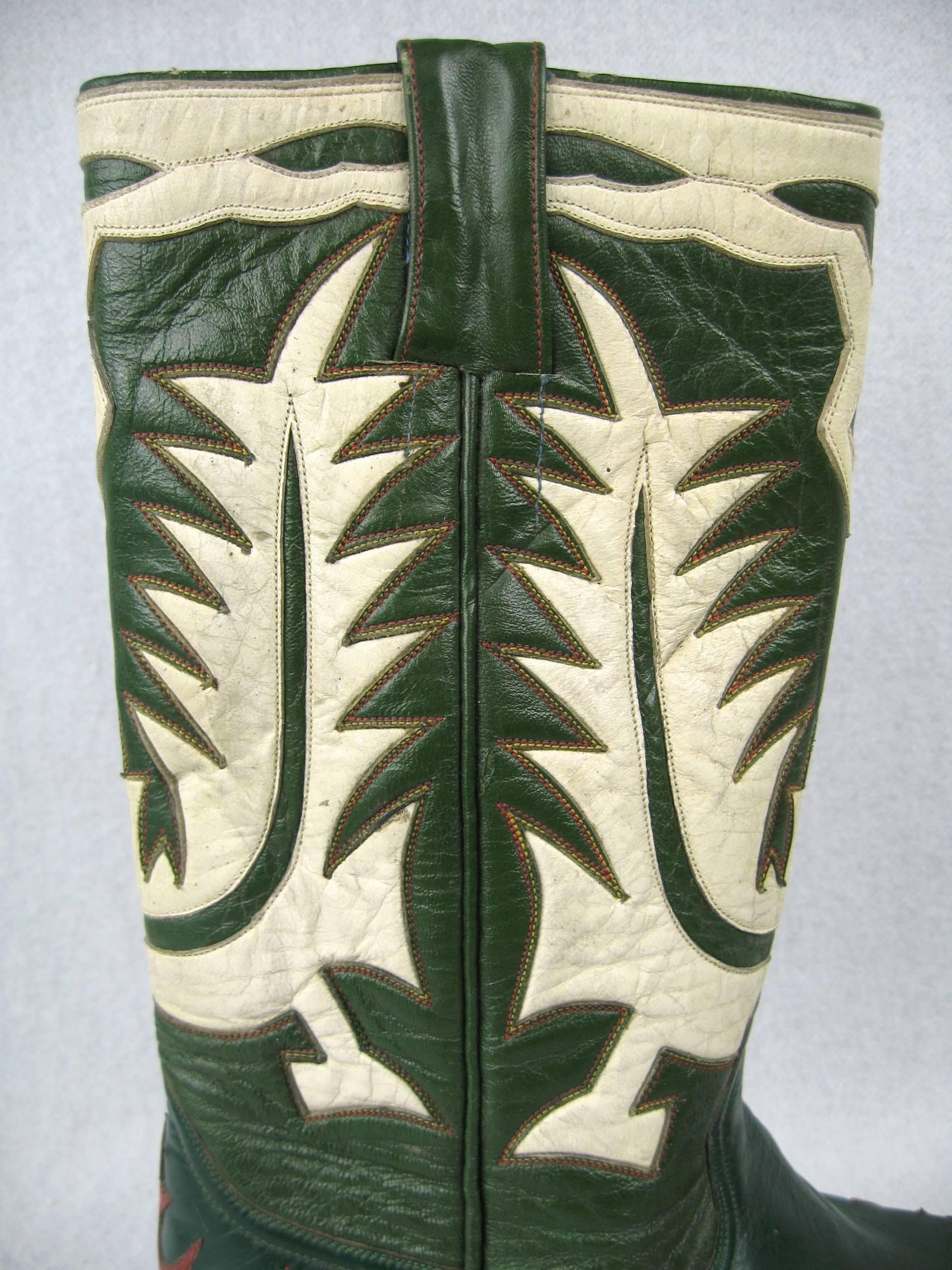 1950s Hand made Green Red White Leather Cowboy Boots 6.5  In Excellent Condition In Wallkill, NY