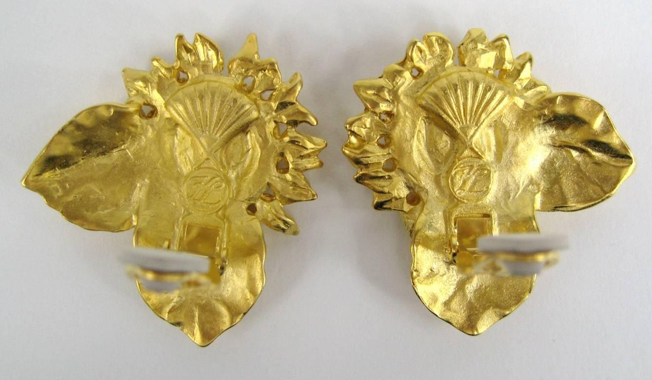  Karl Lagerfeld Sunflower Gold Gilt Earrings, New Never worn 1990s In New Condition In Wallkill, NY