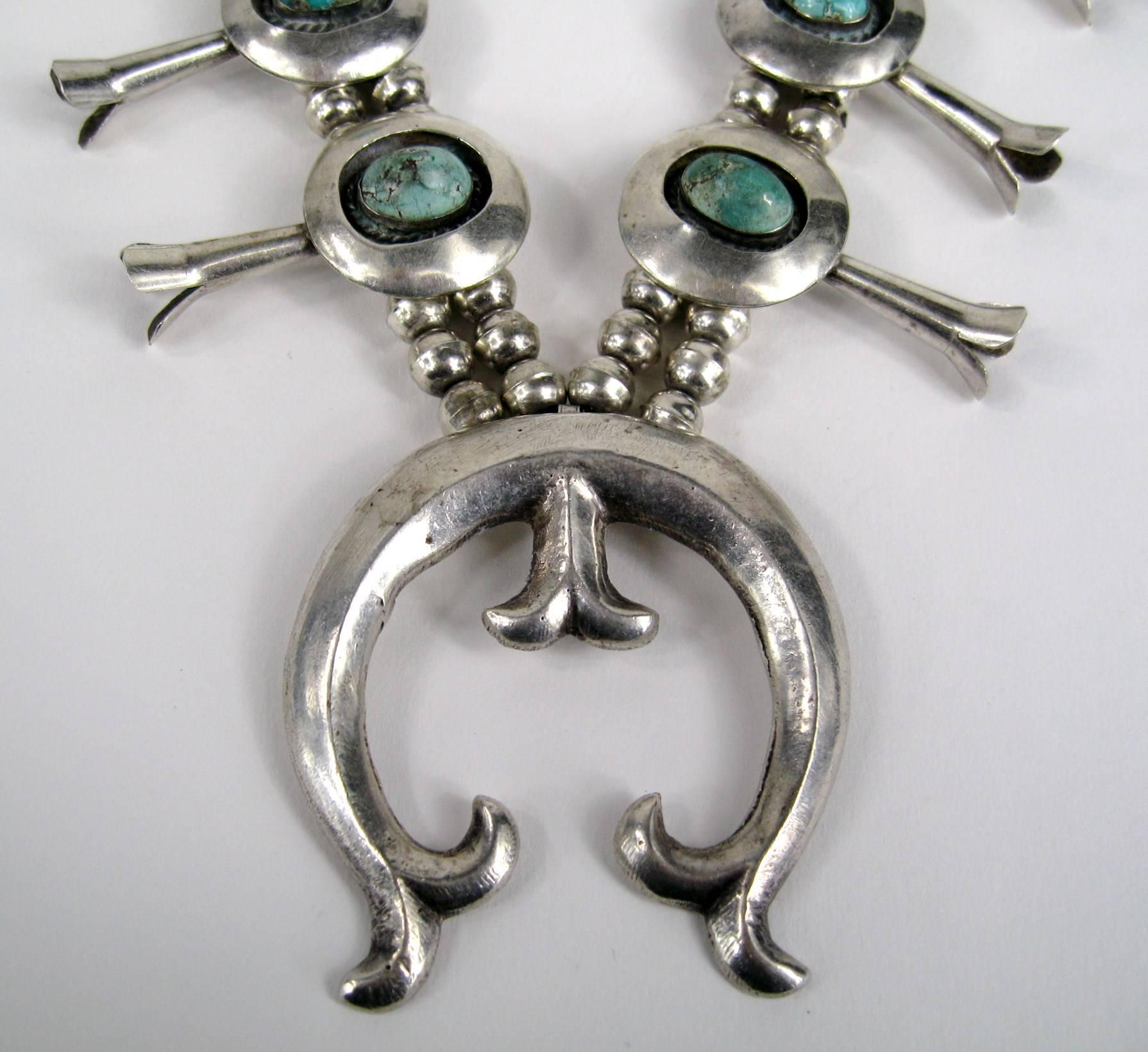 Sterling Silver Turquoise Navajo Squash Blossom Necklace Native American  (Indigene Kunst (Nord-/Südamerika))