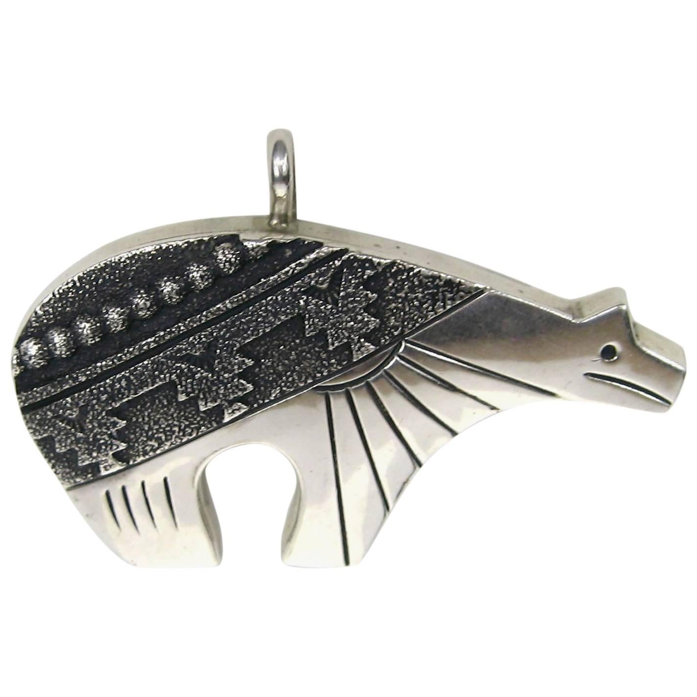 Tommy Singer Sterling Silver Pendant Navajo silversmith Bear 