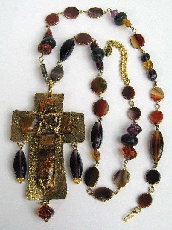 Philippe Ferrandis Cross Necklace brutalist Gold Gripoix  1980s In Excellent Condition For Sale In Wallkill, NY