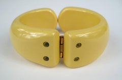 Original 1930s Ivory colored Bakelite Clamper Bracelet