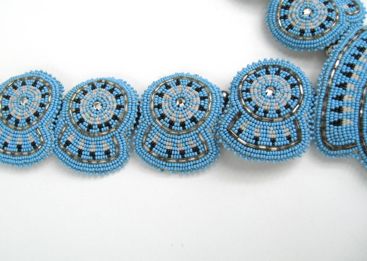 Perlen Türkis-Halskette aus Sterlingsilber mit Quastenblüte von Navajo  im Zustand „Hervorragend“ im Angebot in Wallkill, NY