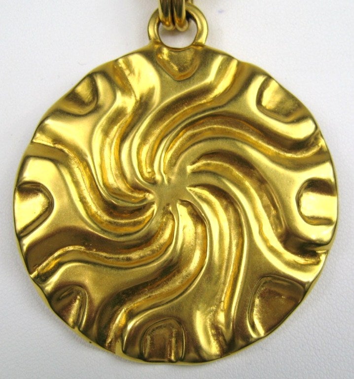 Robert Lee Morris Necklace  Large Disc 1990s RLM In New Condition For Sale In Wallkill, NY