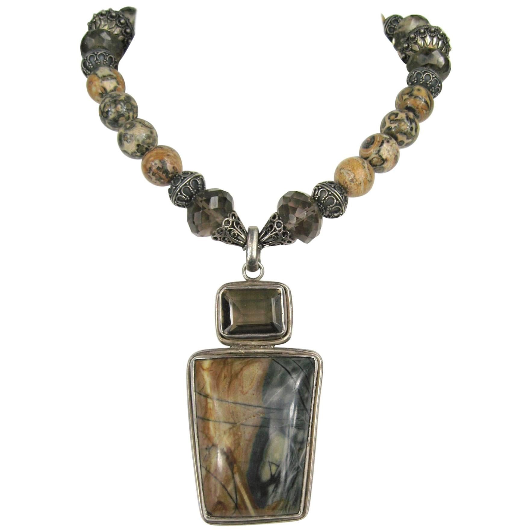 Sterling Silver Agate Modernist Beaded Necklace  For Sale