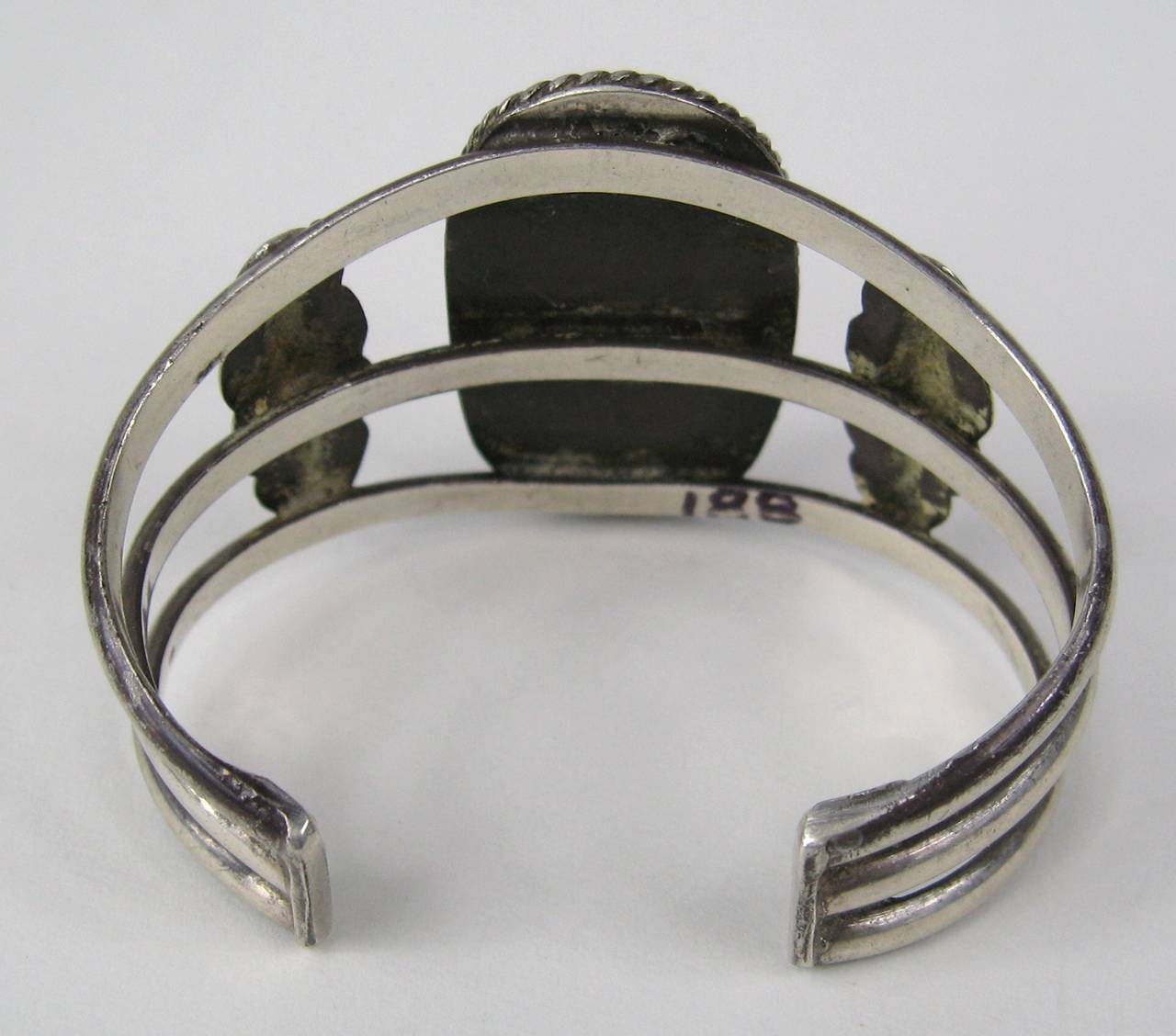 Scenic Navajo petrified wood Sterling Silver 3 wire Cuff Bracelet In Excellent Condition For Sale In Wallkill, NY
