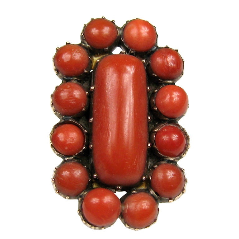 Antique Victorian 10K Gold Large Coral Ring For Sale