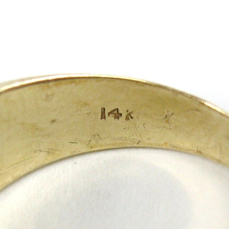 Mid Century 14K Gold Men's Diamond Ring In Excellent Condition For Sale In Wallkill, NY
