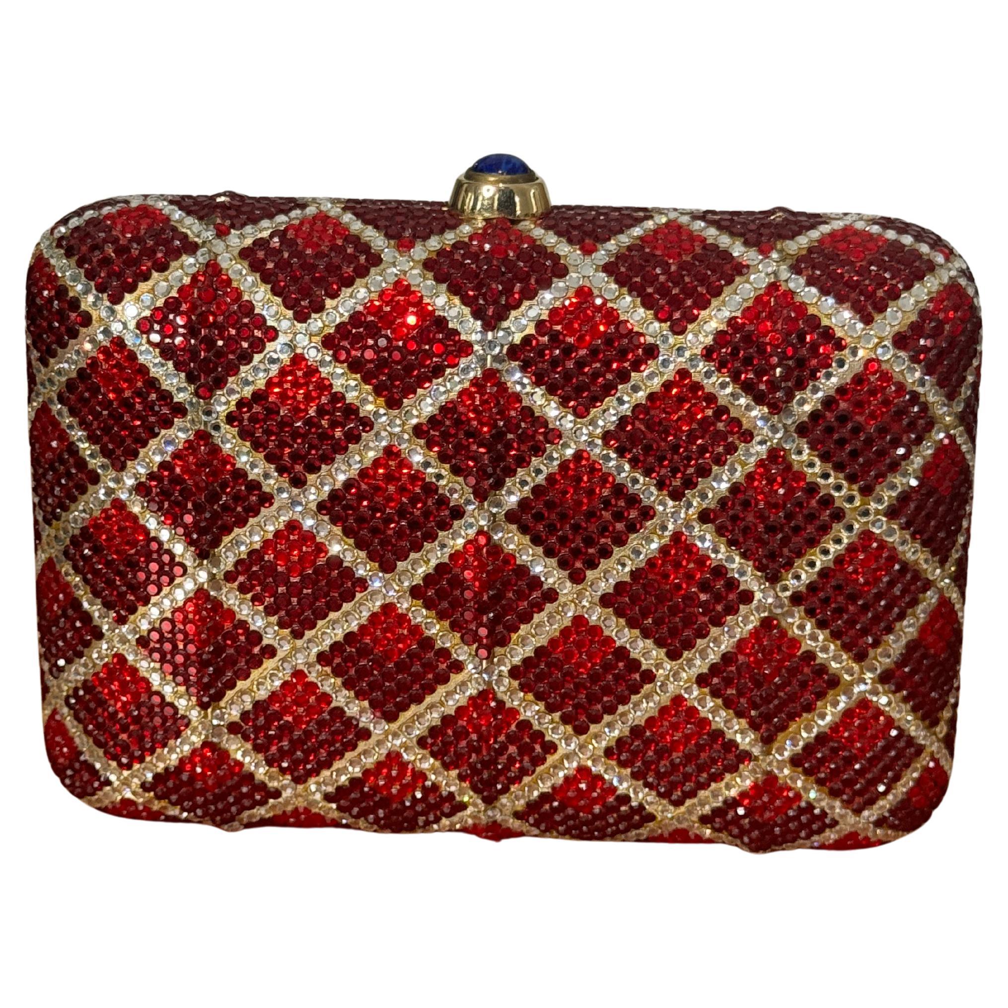 Judith Leiber, pochette de soirée minaudière rouge en cristal Swarovski, défilé de vacances