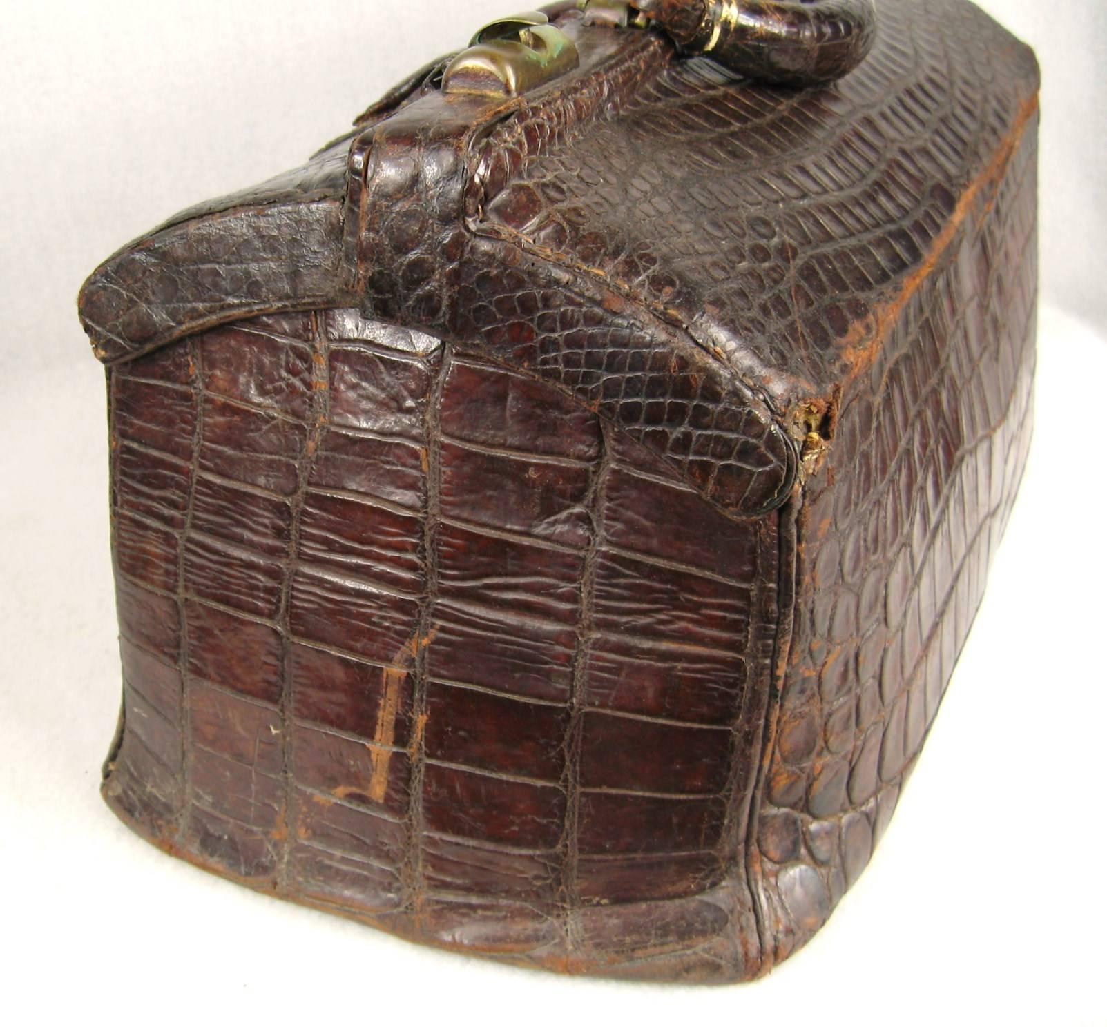 Women's or Men's 1880's LARGE Alligator Doctor's Bag