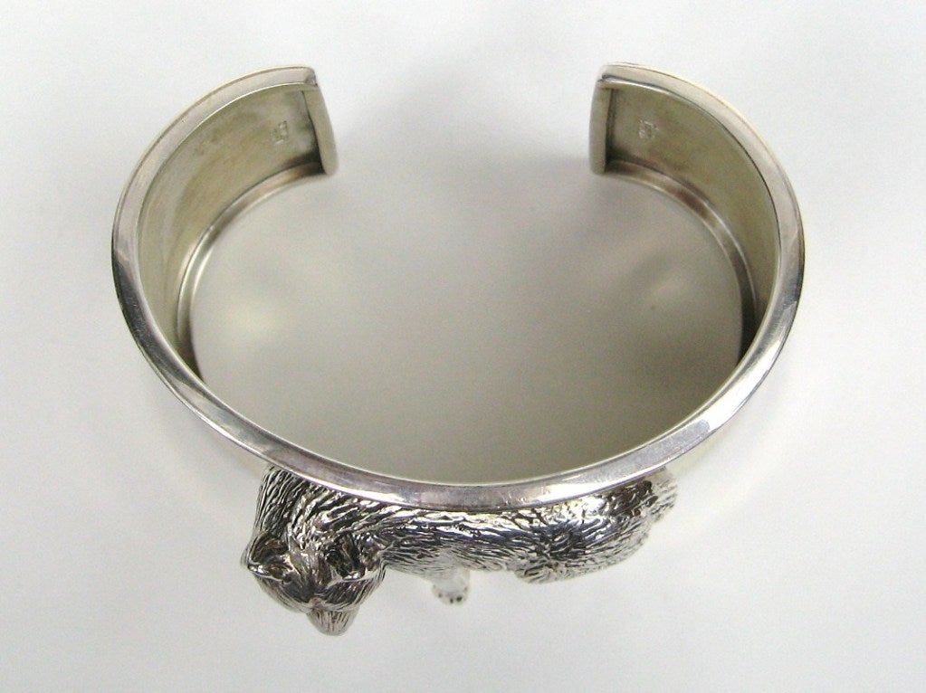 Carol Felley Bracelet manchette large 3D WOLF en argent sterling jamais porté, années 1990  Pour femmes en vente