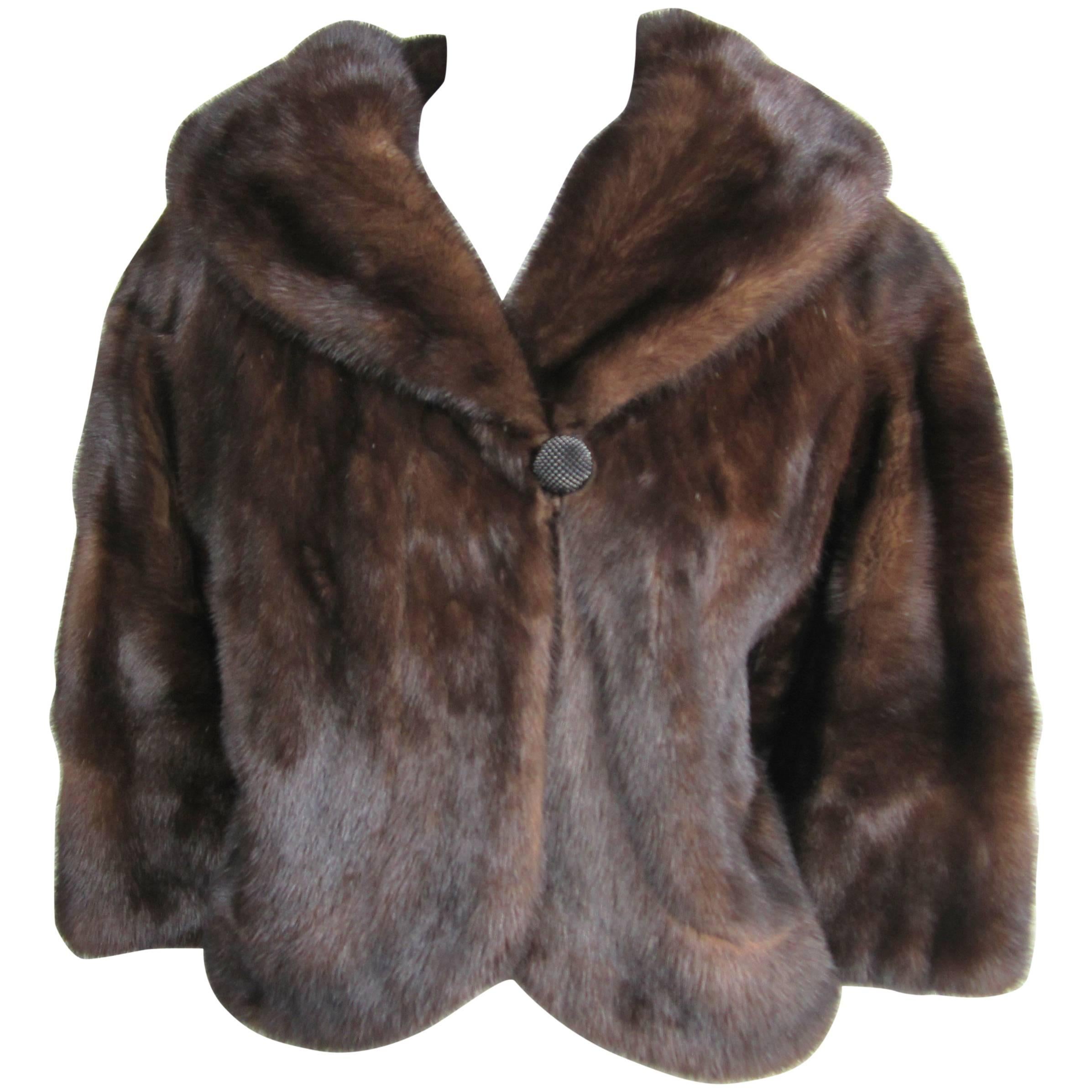 Vison Shrug Jacket Bolero Med- Large Chocolate Brown en vente