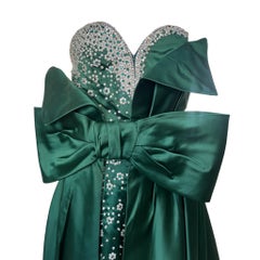 Abito senza spalline Balestra Roma Couture degli anni '80 in raso verde smeraldo con strass
