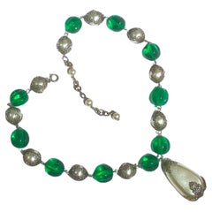 Chanel Gripoix Collar de perlas y cuentas verdes