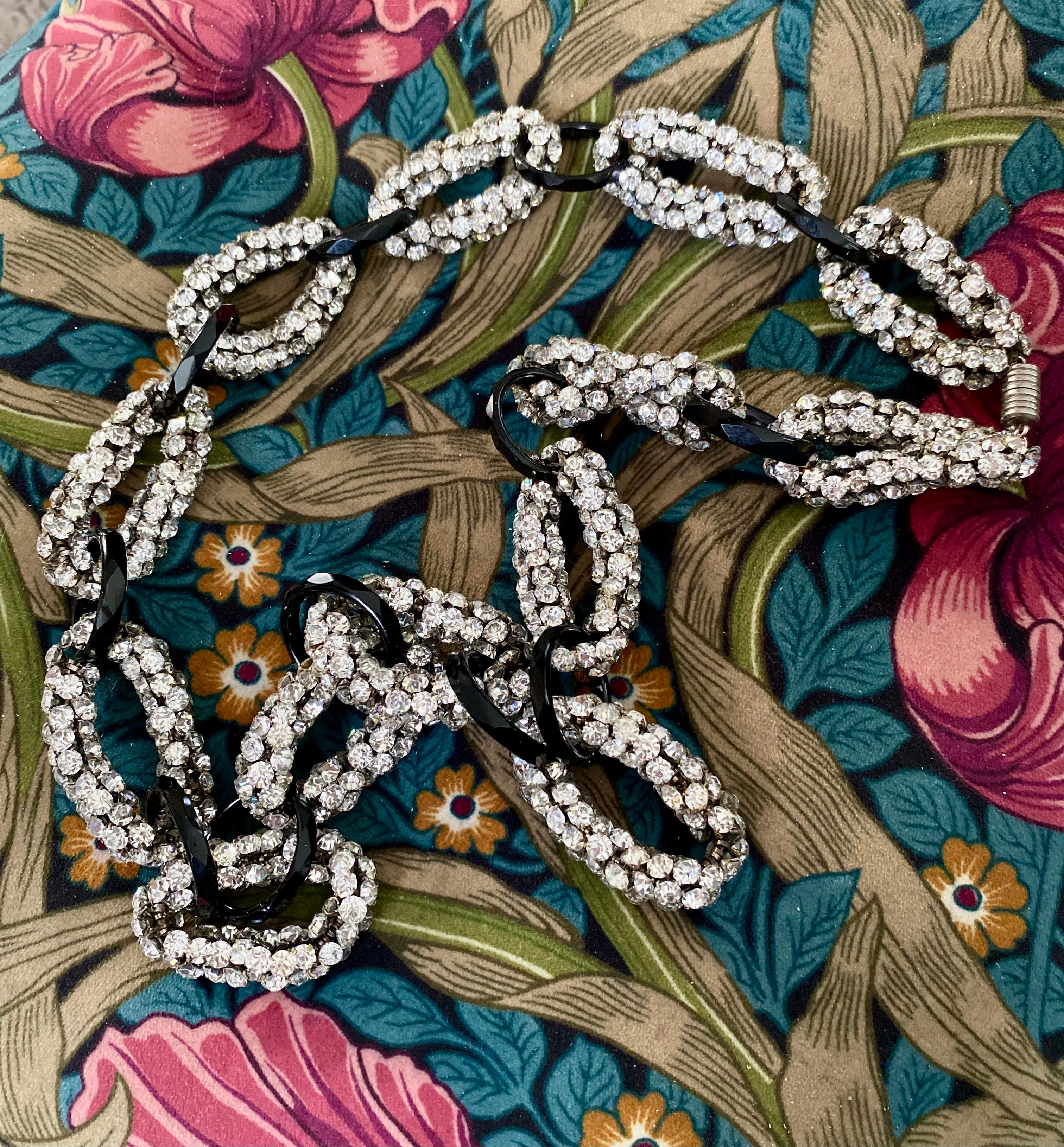Chanel Años 20 Pedrería y  Collar de cristal de ónix 3