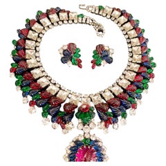 Collana con ciondolo e orecchini di Robert Sorrell