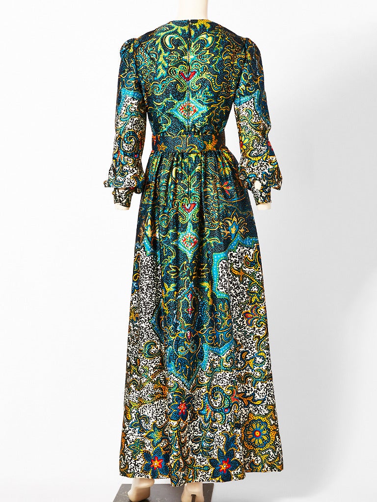 Oscar de la Renta Medallion Print Silk Maxi Dress In Excellent Condition In New York, NY
