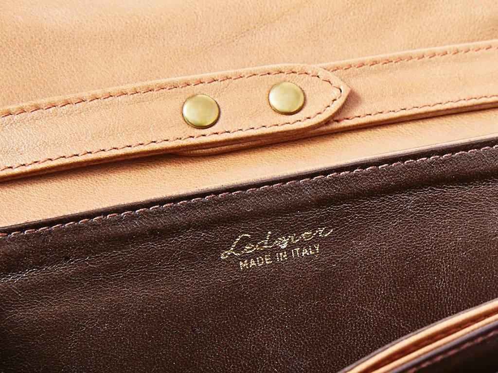 Lederer Wildleder Umhängetasche mit goldenem Detail für Damen oder Herren