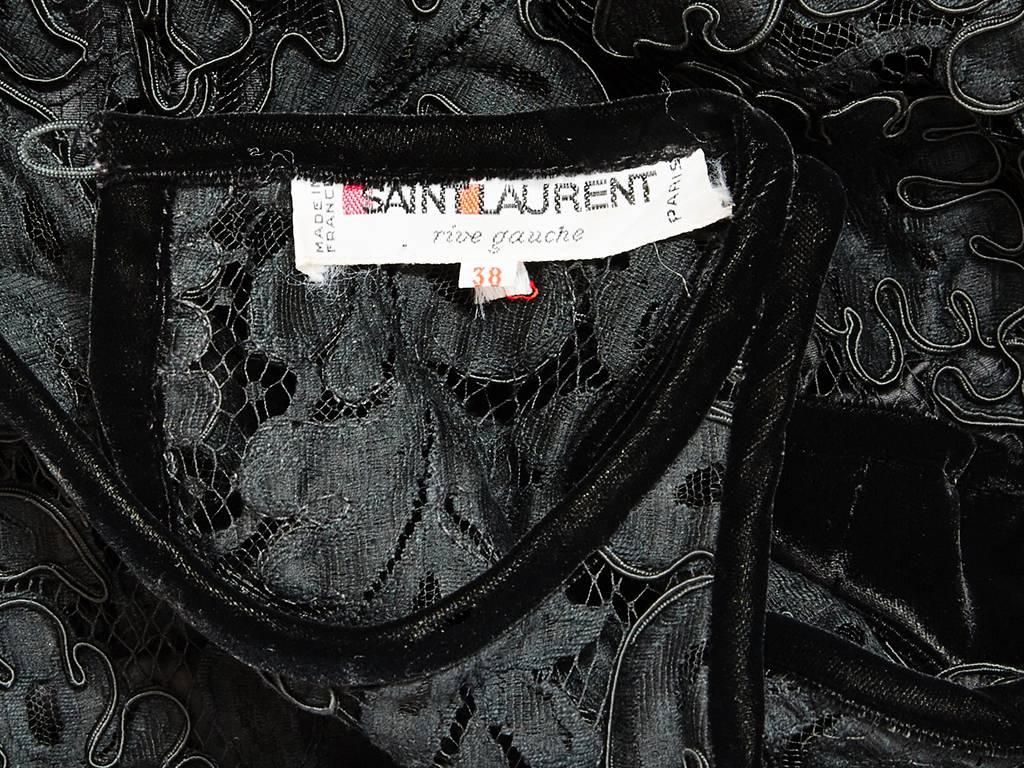 Yves Saint Laurent - Robe de cocktail en dentelle et velours Excellent état - En vente à New York, NY