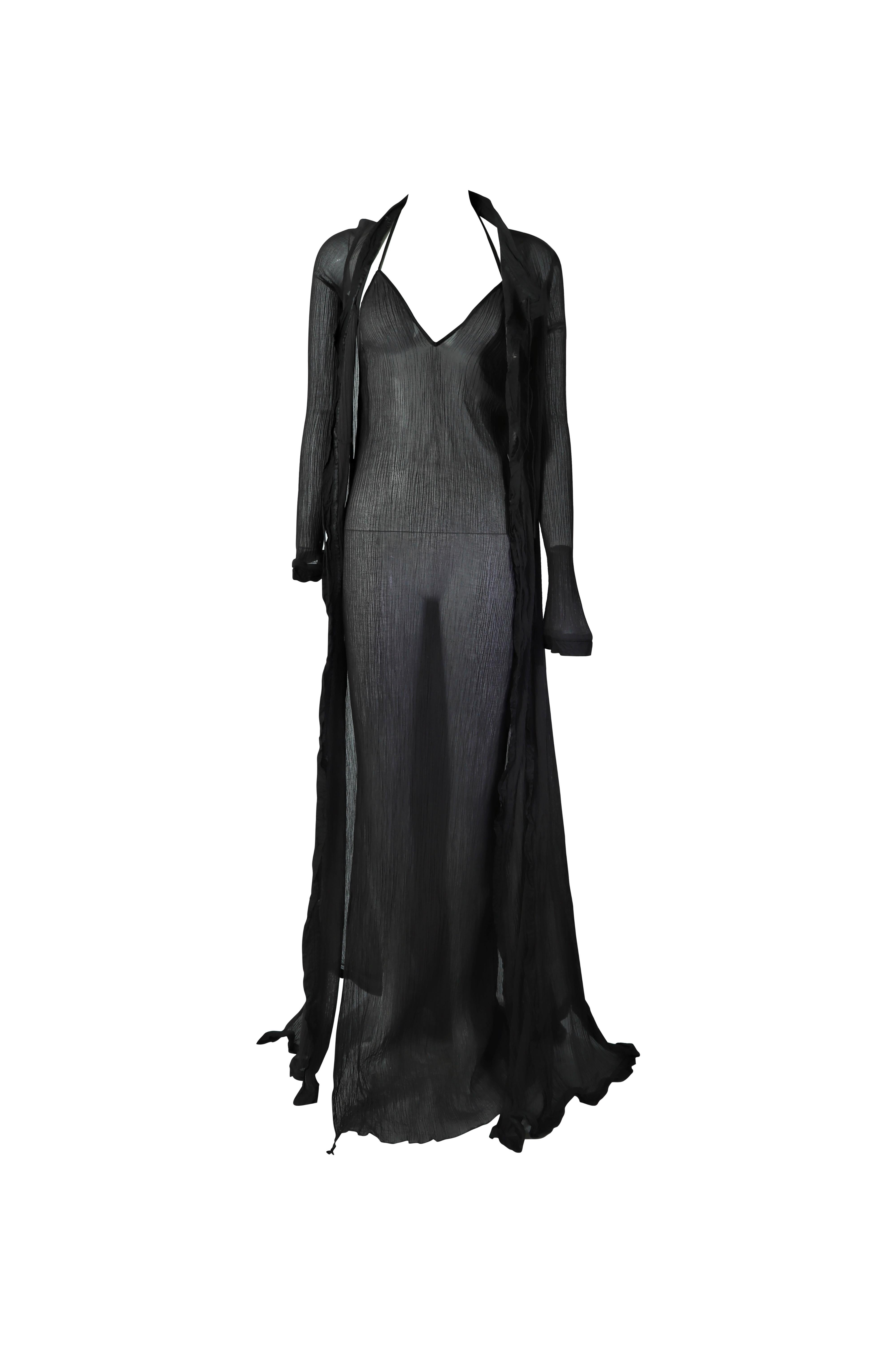 GUCCI S/s 2002 Durchsichtiger asymmetrischer schwarzer Staubmantel Maxikleid-Set im Zustand „Hervorragend“ im Angebot in 上海市, CN