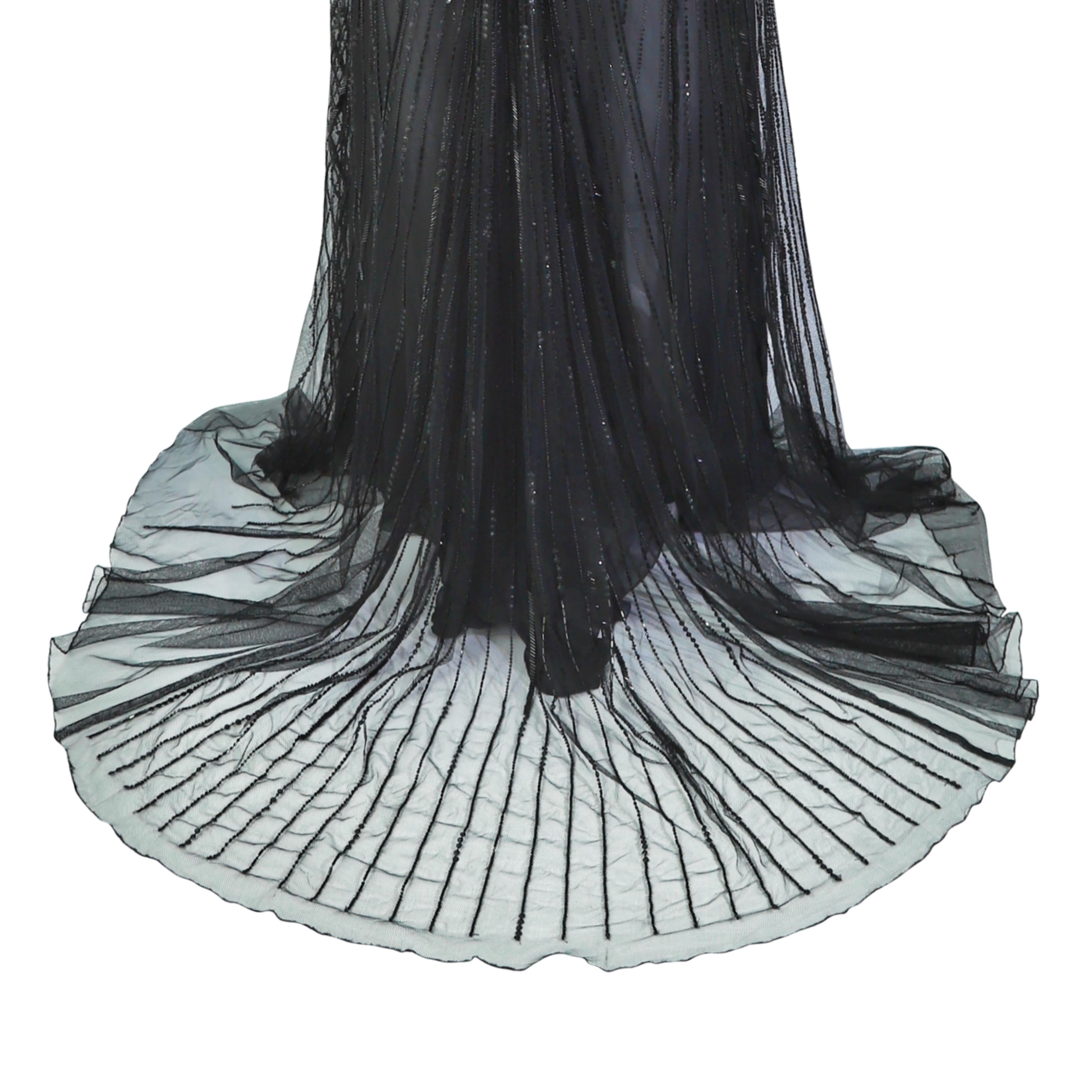ROBERTO CAVALLI Schwarzes perlenbesetztes, tief heruntergezogenes Maxikleid Tagged. 2007 NWT im Angebot 6