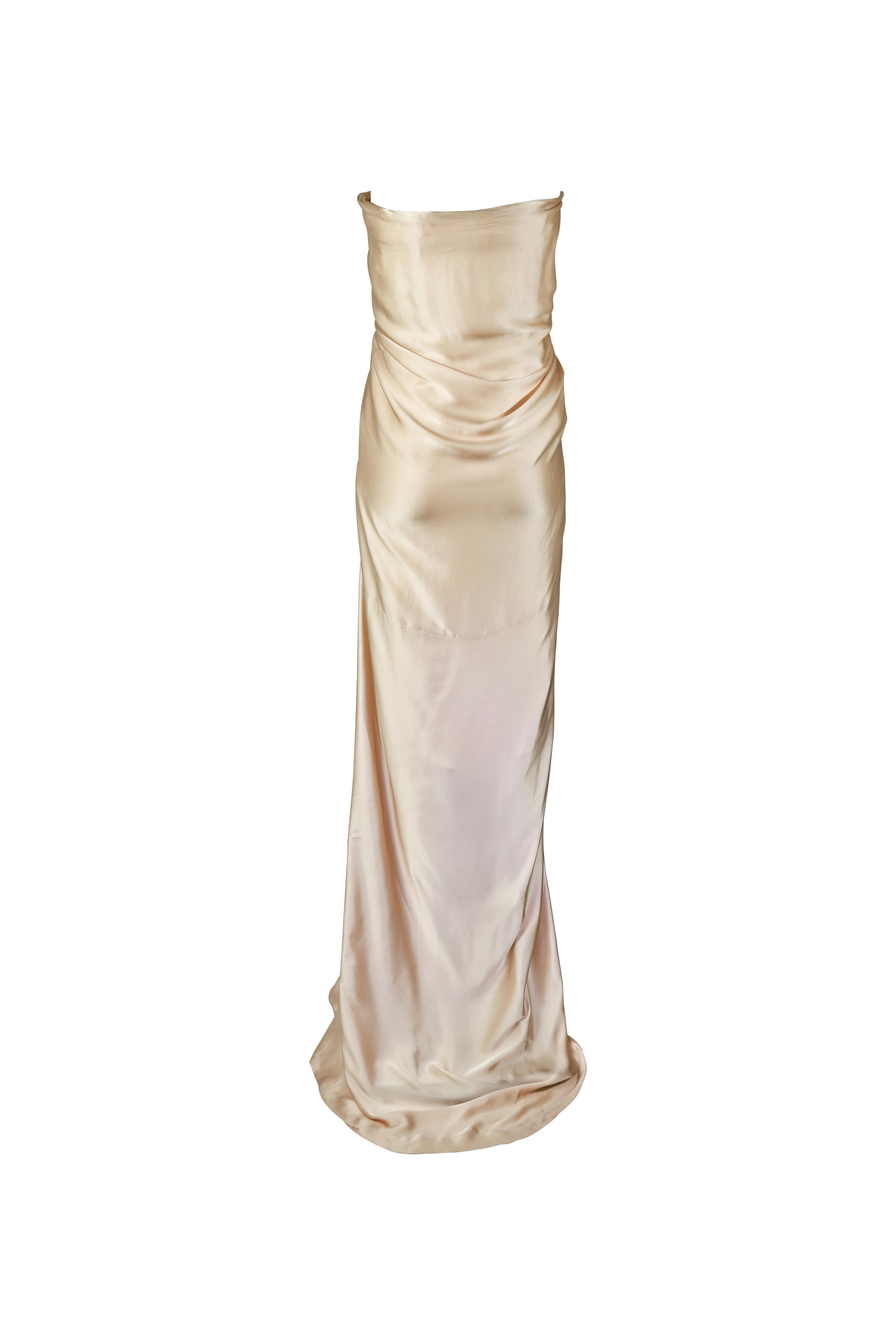 BALENCIAGA Museum Re-Edition 1960er Jahre Champagner Seide trägerlos drapiert Kleid im Angebot 1