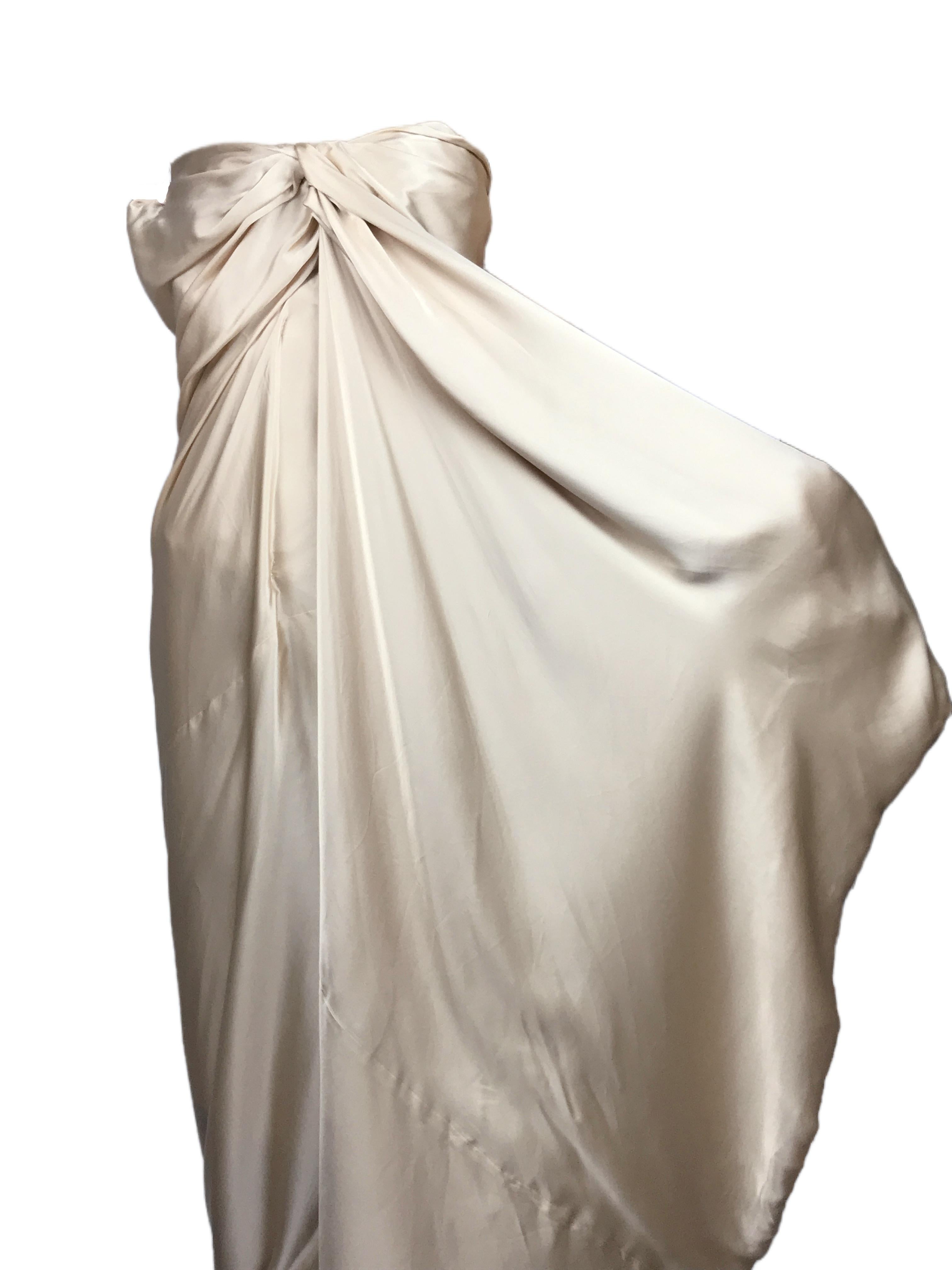 BALENCIAGA Museum Re-Edition 1960er Jahre Champagner Seide trägerlos drapiert Kleid im Angebot 2