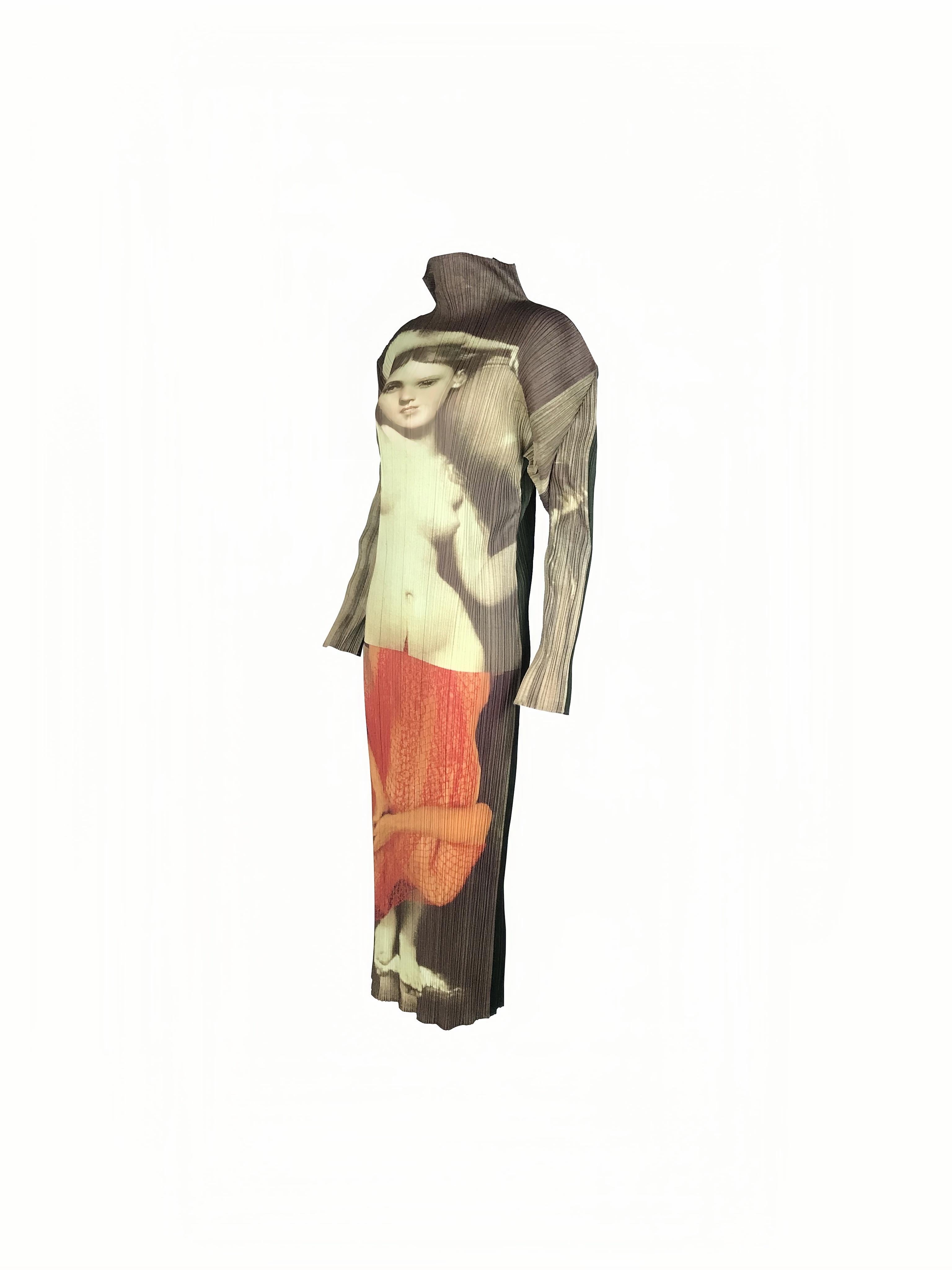 Issey Miyake Guest Artist Series No. 1 1996 Yasumasa Morimura Robe Excellent état - En vente à 上海市, CN