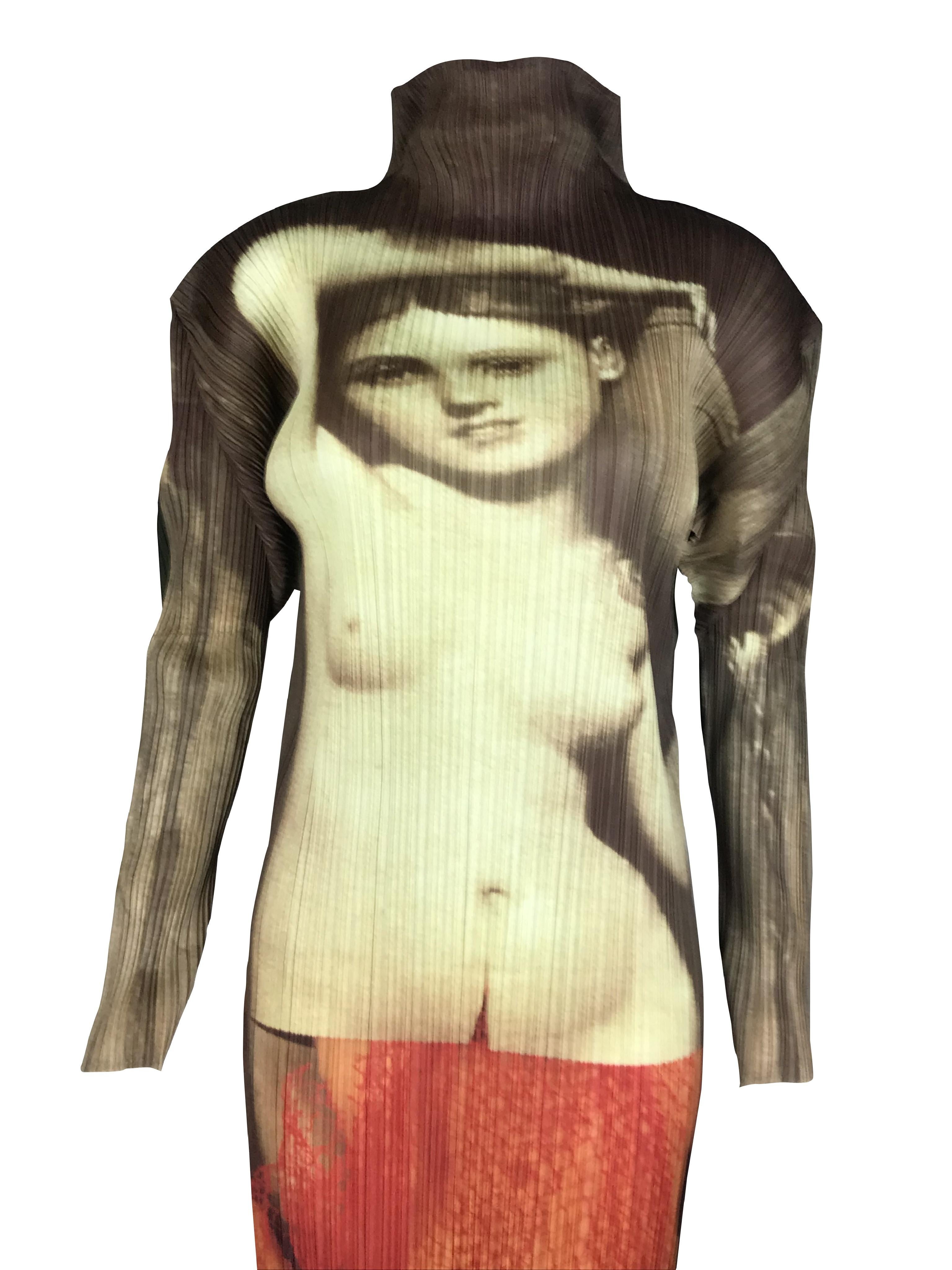 Issey Miyake Guest Artist Series No. 1 1996 Yasumasa Morimura Robe en vente 3