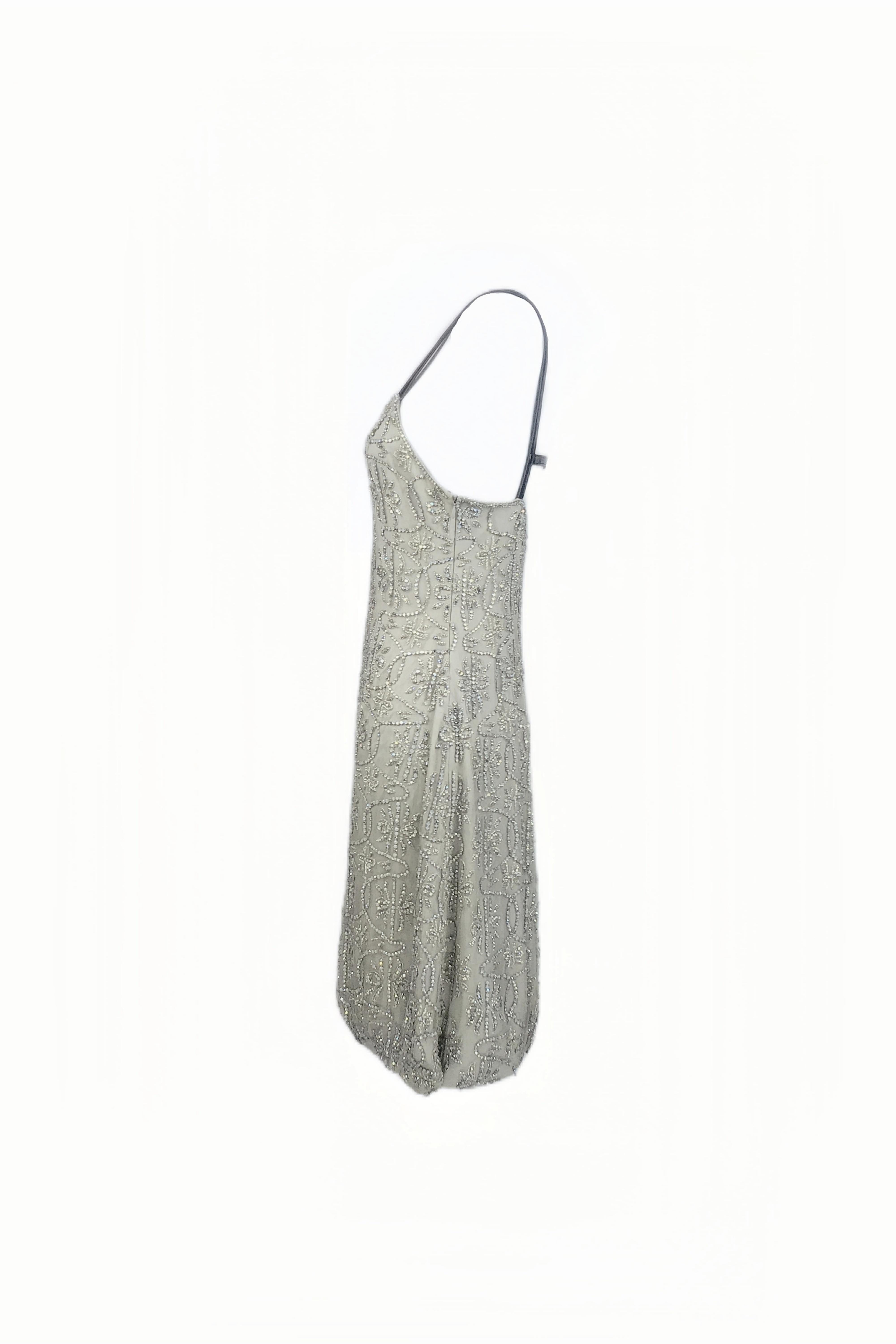 GIORGIO ARMANI F/W 2007 Taubengraues, mit Kristallen besetztes Perlenkleid Damen im Angebot