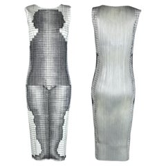 ISSEY MIYAKE 1998 Guest Artist Series No.3 Tim Hawkinson pleated Dress